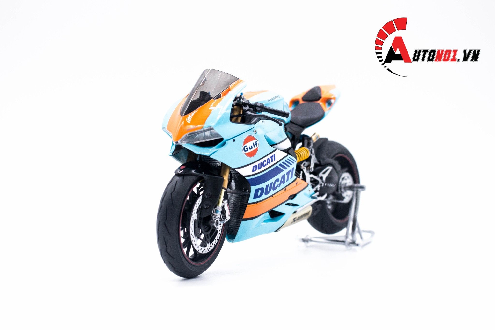 Mô hình cao cấp Ducati 1199 Panigale Gulf 1:12 Tamiya D050