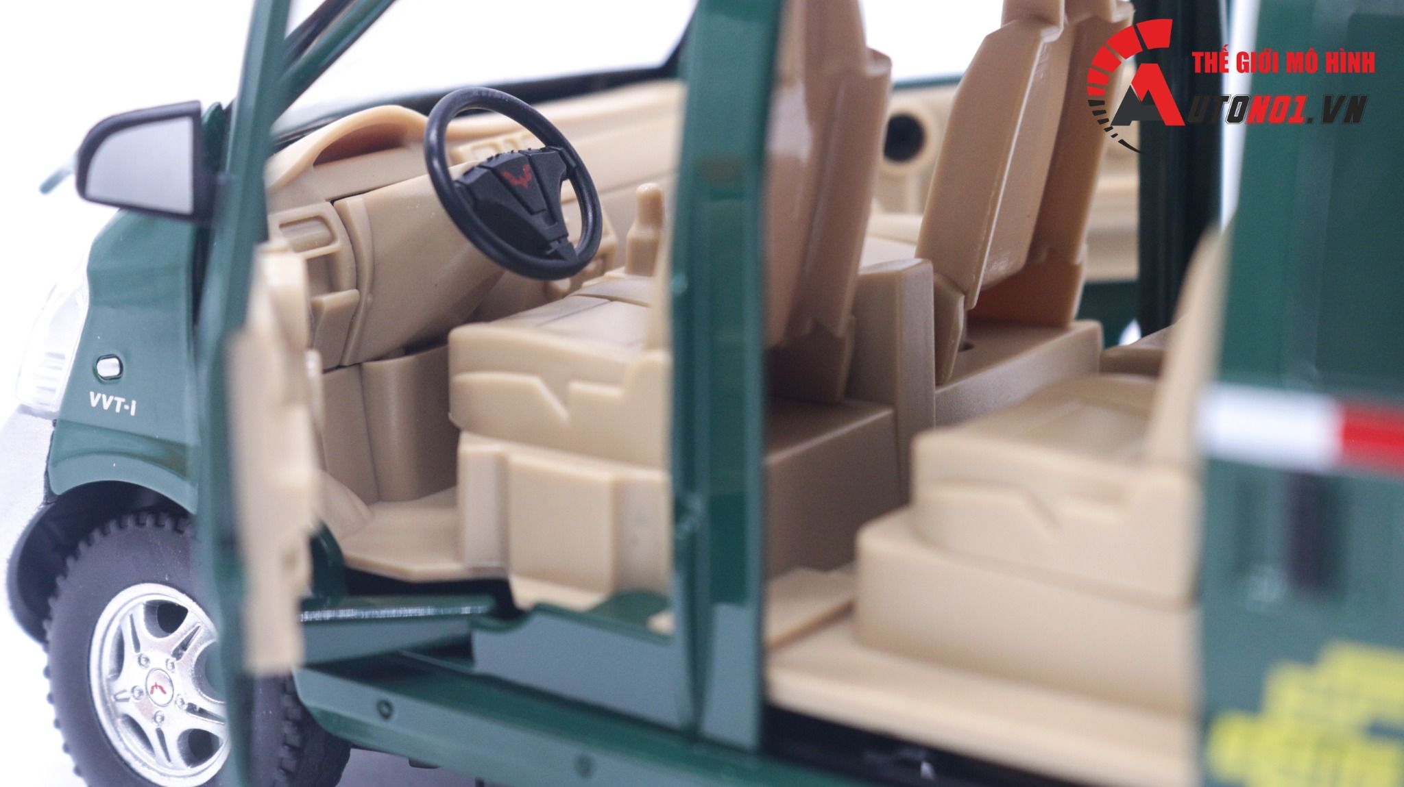 Mô hình xe ô tô van Wuling Cargo tỉ lệ 1:24 Jinlifiang OT168