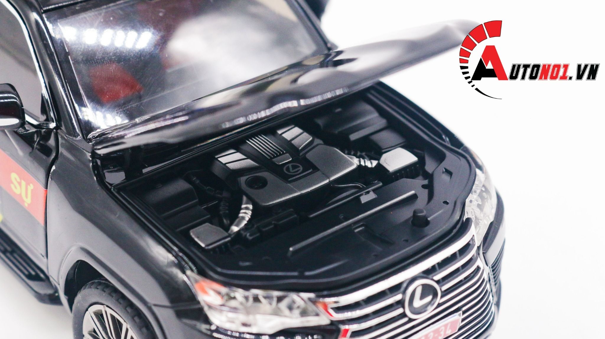 Mô hình xe độ Lx600 KSQS Kiểm soát quân sự full kính - full open 1:24 Chimei Autono1 OT200