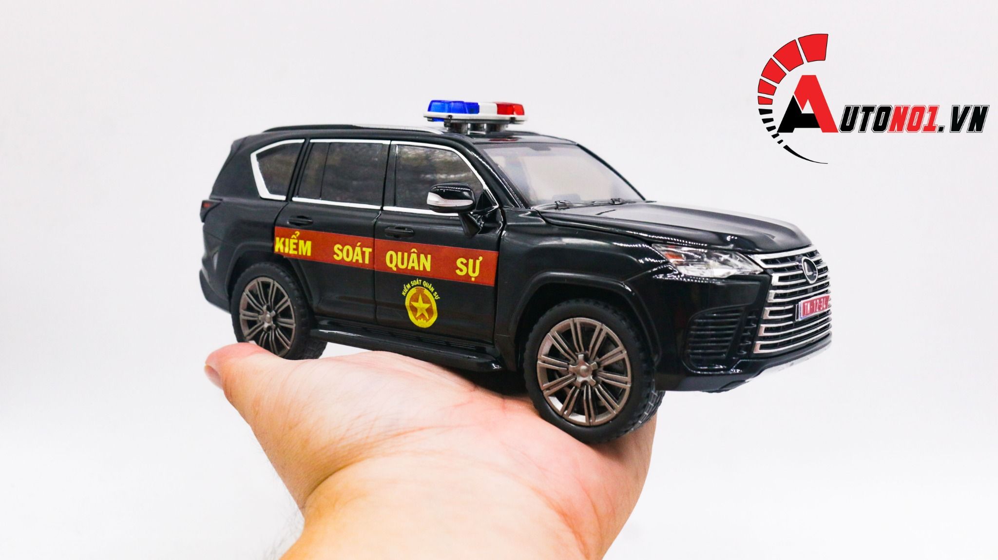 Mô hình xe độ Lx600 KSQS Kiểm soát quân sự full kính - full open 1:24 Chimei Autono1 OT200
