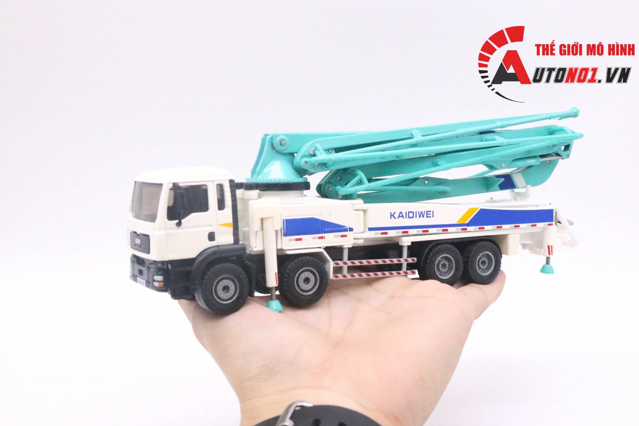 Mô hình xe công trình- bơm bê tông bằng kim loại tỉ lệ 1:55 625025 Kaidiwei 6472