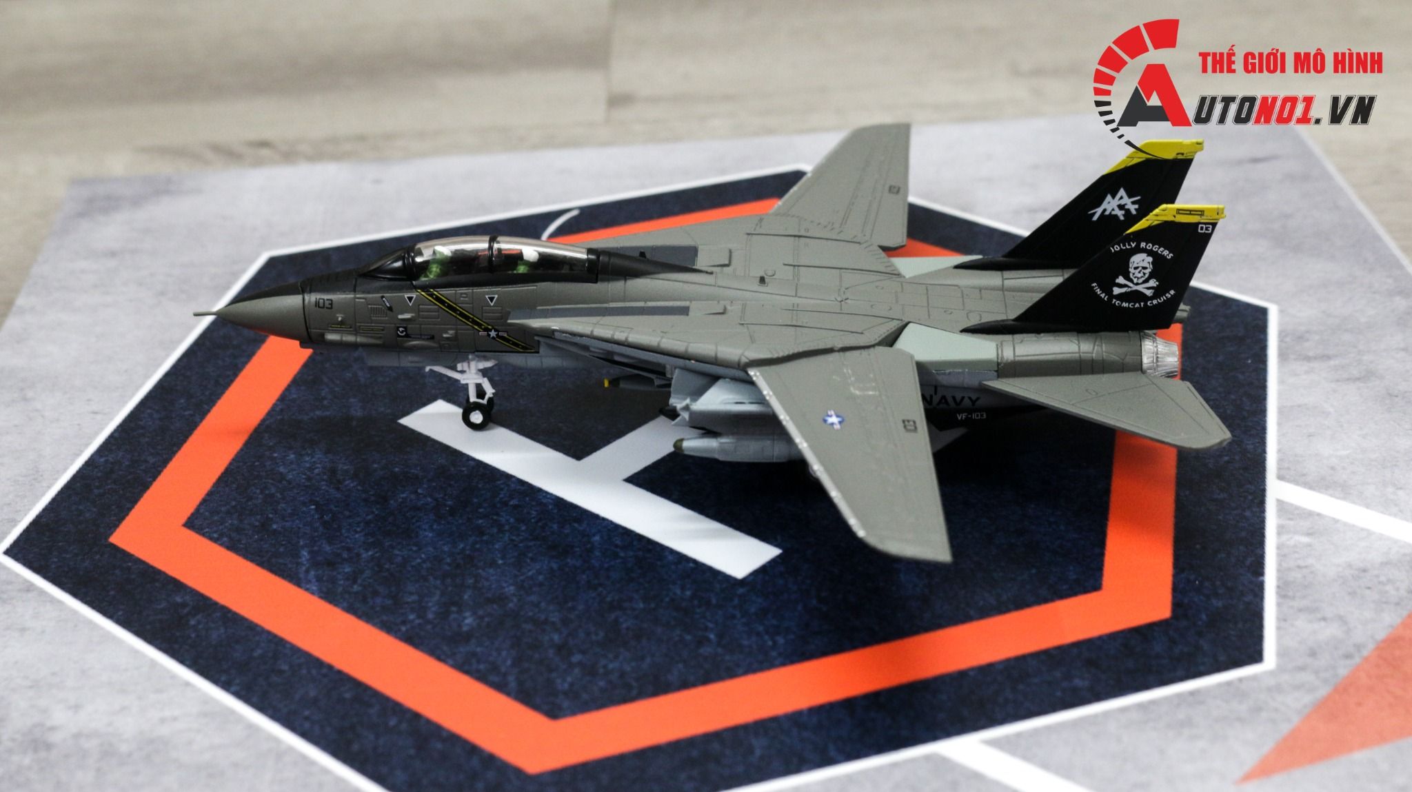 Diorama airport mô hình bãi đỗ máy bay trực thăng 30x30cm DR027