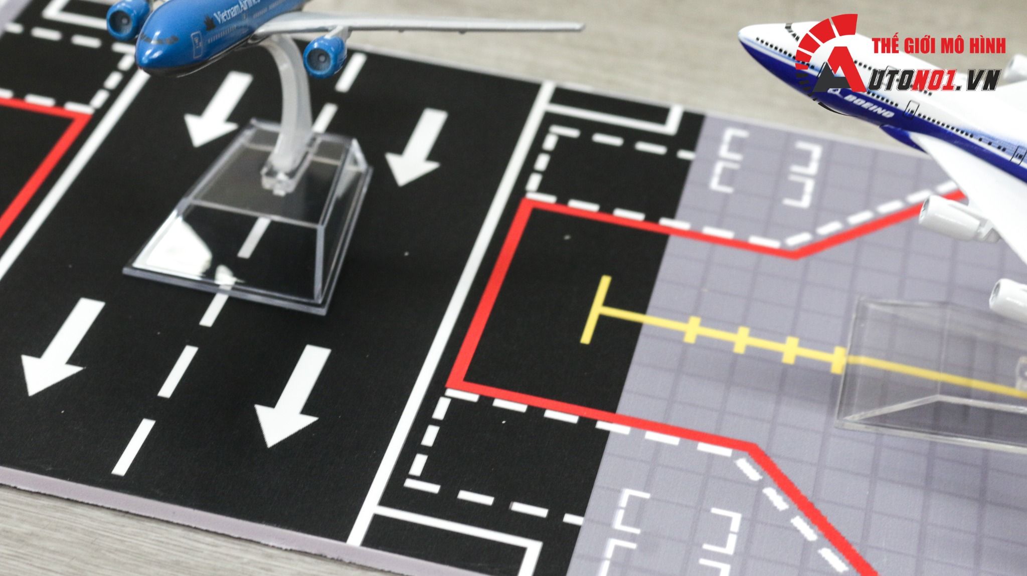 Diorama airport mô hình đường băng bãi đáp cho máy bay 16cm DR026