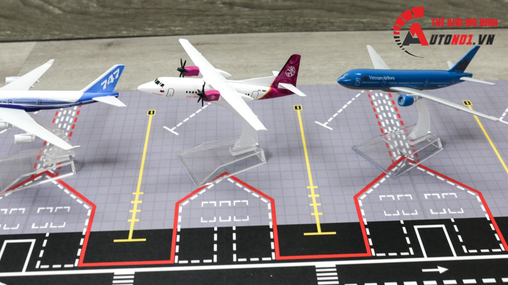 Diorama airport mô hình đường băng bãi đáp cho máy bay 16cm DR026