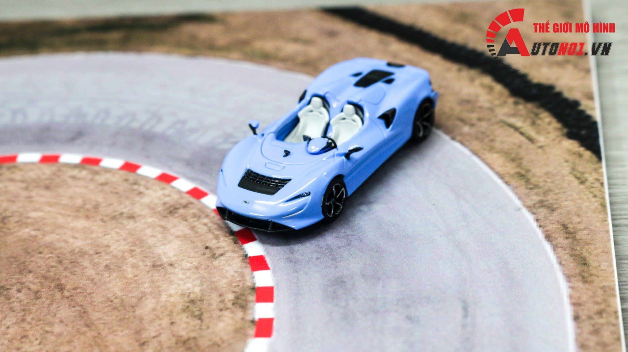 Diorama mặt đường trưng bày cho xe mô hình tỉ lệ 1:64 30x30cm Autono1 DR029