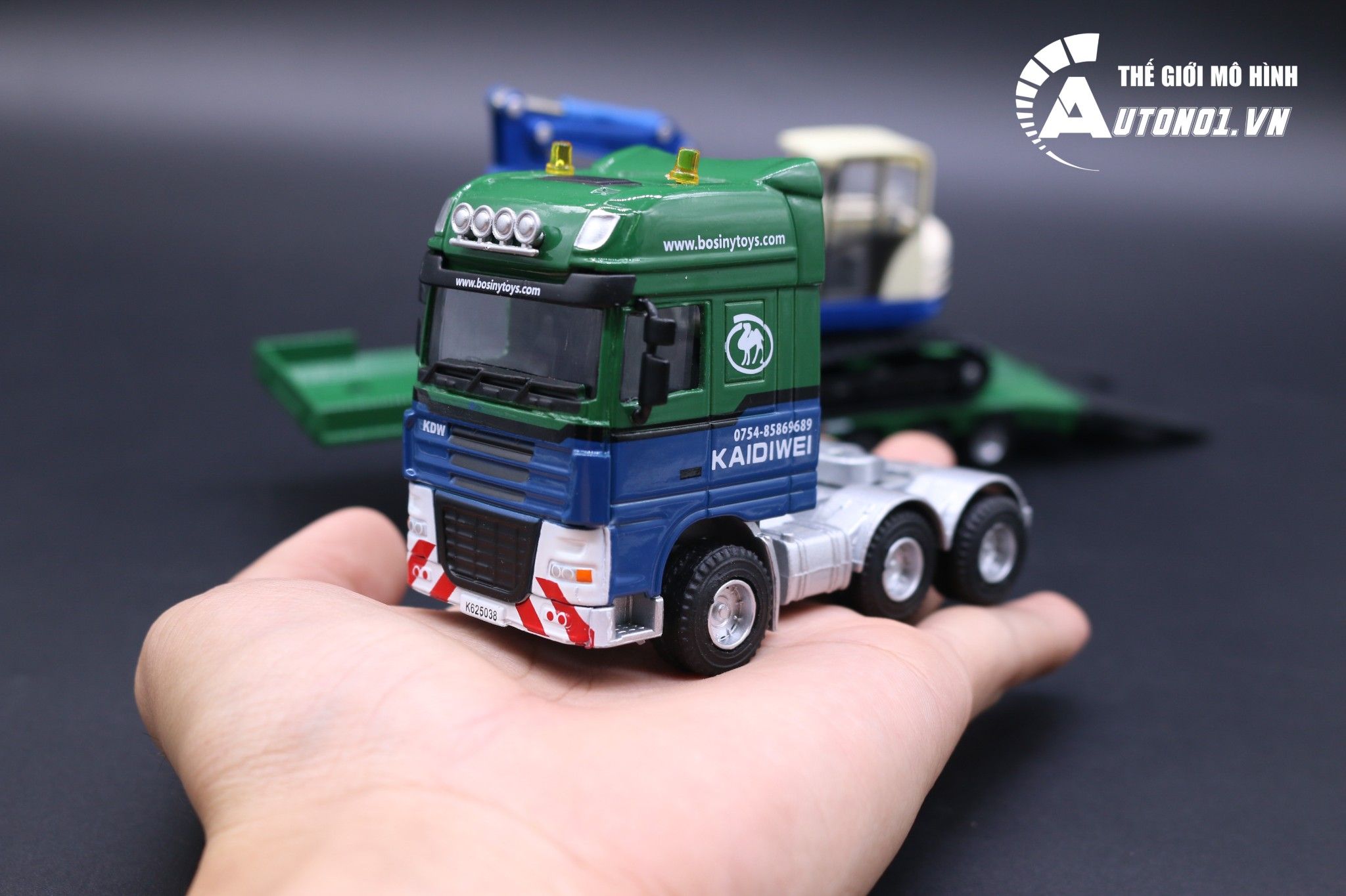 Mô hình xe tải đầu kéo chở xe xúc 1:50 kaidiwei 4187