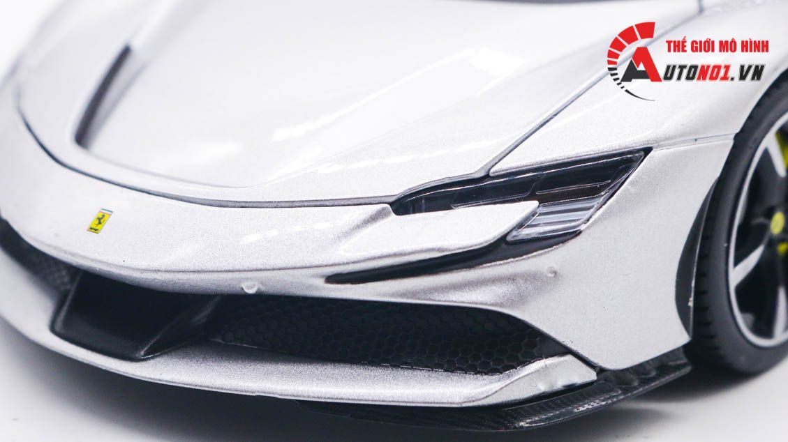 Mô hình xe Ferrari Sf90 Stradale Assetto Fiorano 1:18 Bburago 8129