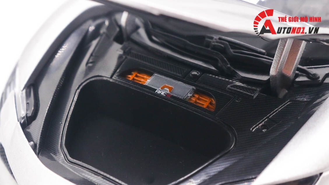 Mô hình xe Ferrari Sf90 Stradale Assetto Fiorano 1:18 Bburago 8129