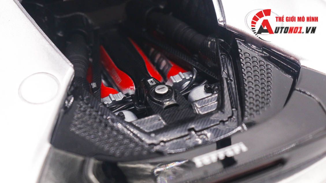 Mô hình xe Ferrari Sf90 Stradale Assetto Fiorano 1:18 Bburago 8129