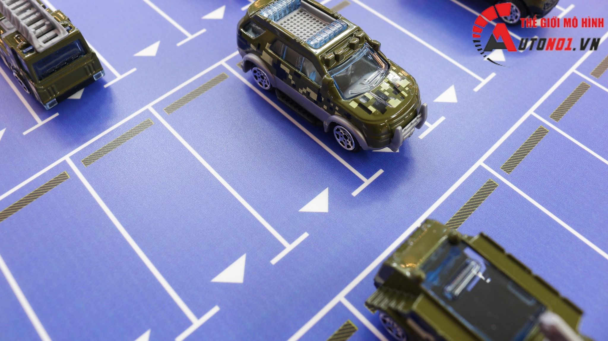 Diorama mặt đường - parking kích thước 30x30cm cho ô tô tỉ lệ 1:64 Autono1 DR012 