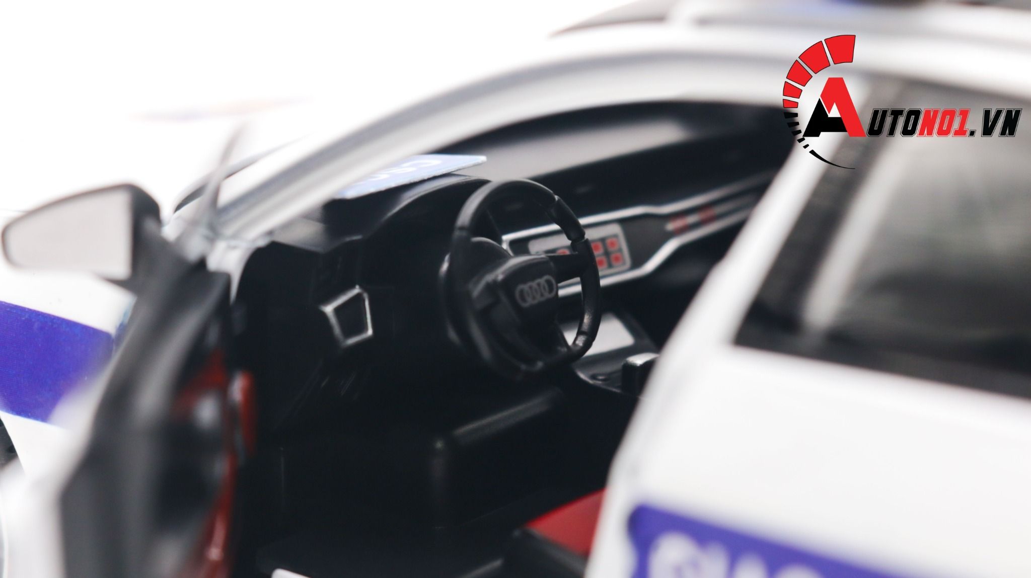 Mô hình xe ô tô độ CSGT Audi RS6 full open tỉ lệ 1:24 Autono1 Jinlifang OT216