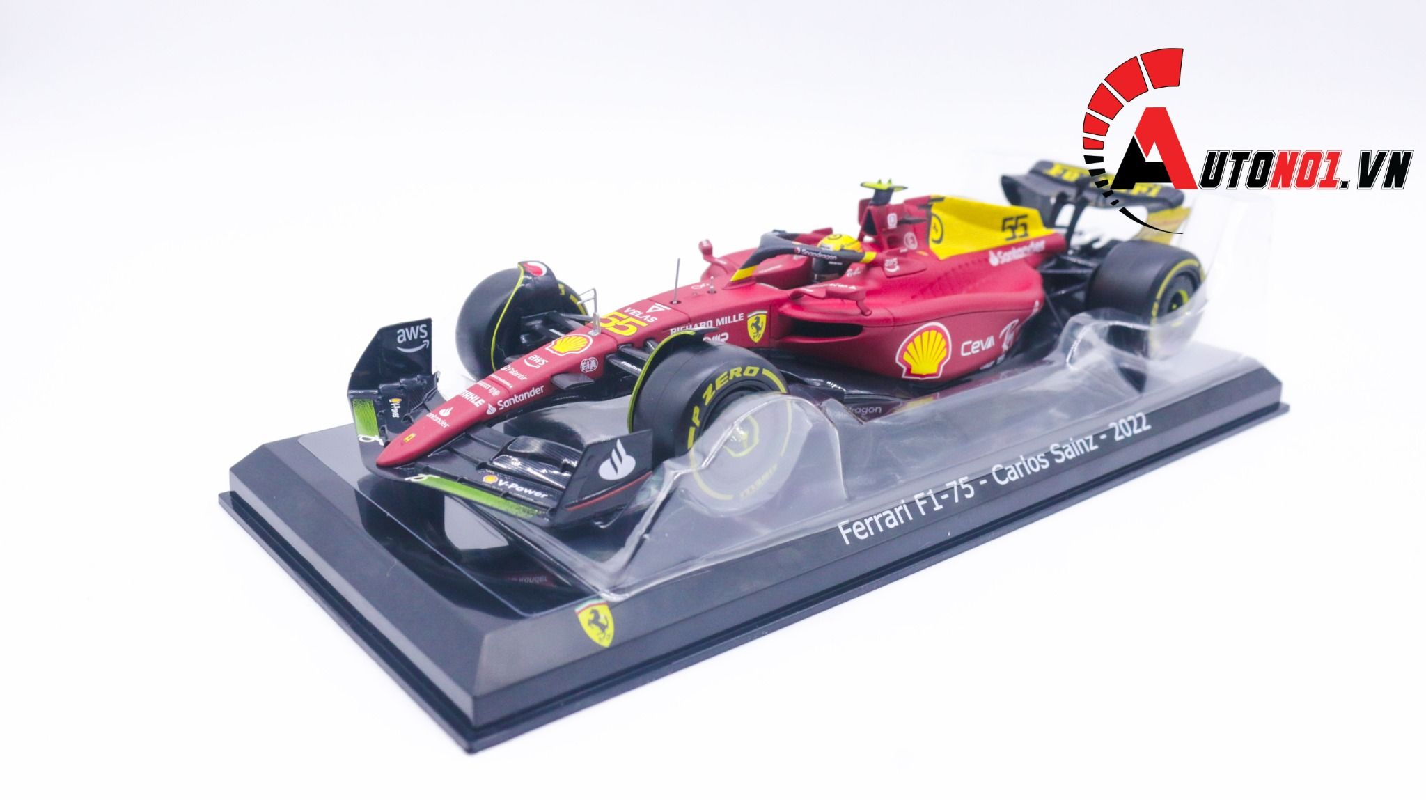 Mô hình xe đua F1-75th Anniversary Version Ferrari 2022 hộp mica có figure tỉ lệ 1:24 Bburago OT178