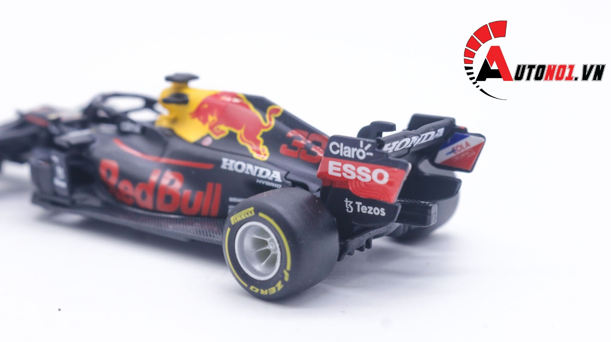 Mô hình xe đua F1 Red Bull Racing Honda RB16 #33 Max Verstappe 2021 tỉ lệ 1:43 Bburago OT208