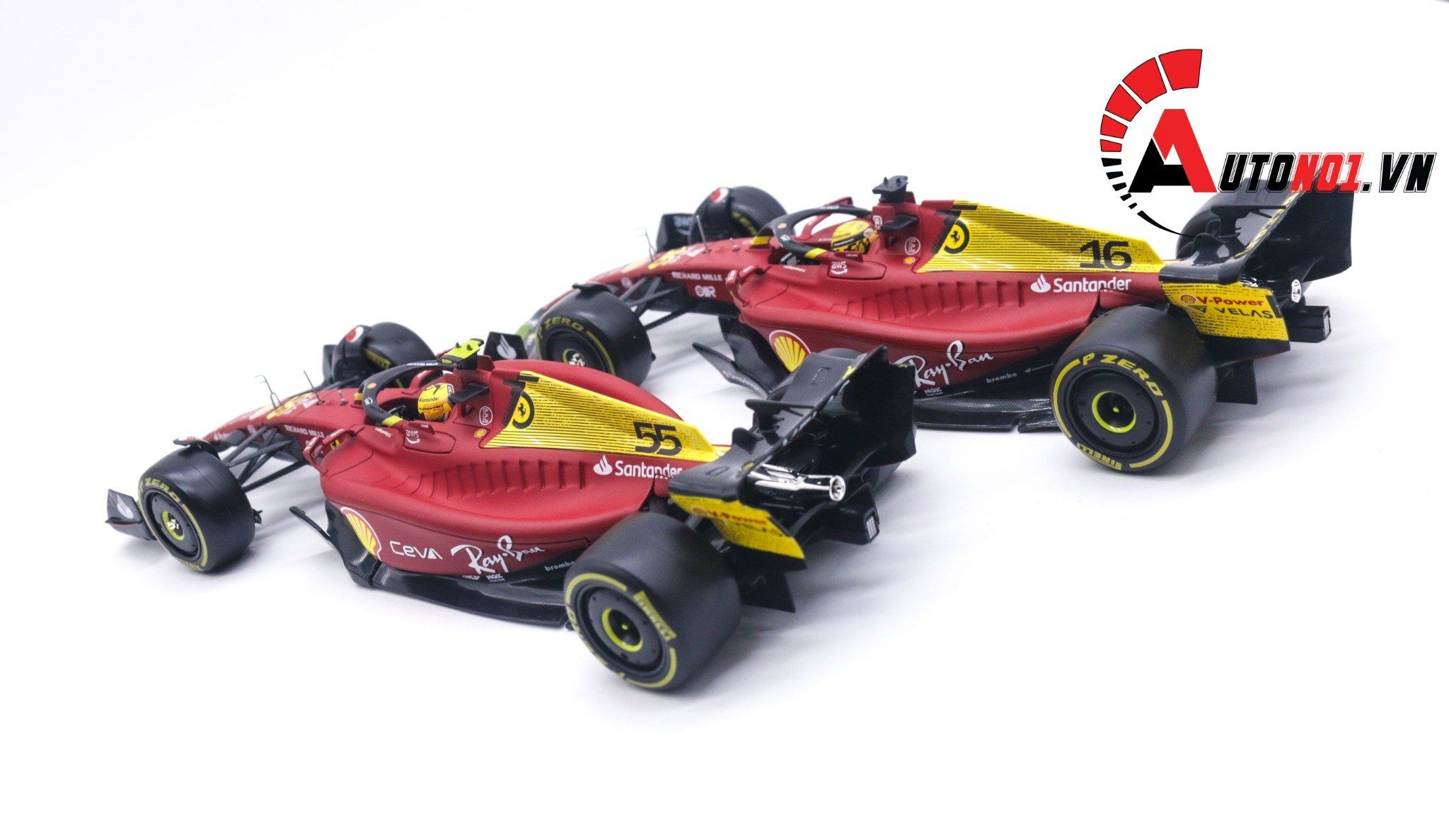 Mô hình xe đua F1-75th Anniversary Version Ferrari 2022 hộp mica có figure tỉ lệ 1:24 Bburago OT178