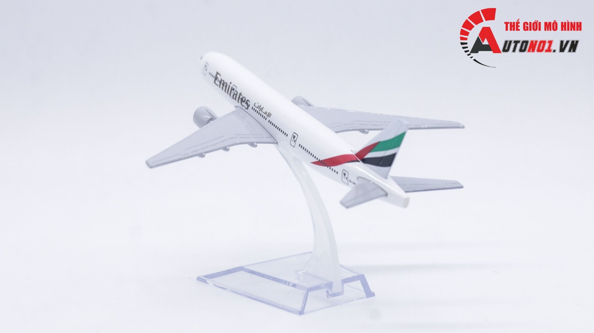 Mô hình máy bay Emirates A6-EEI Airbus A380 16cm MB16090