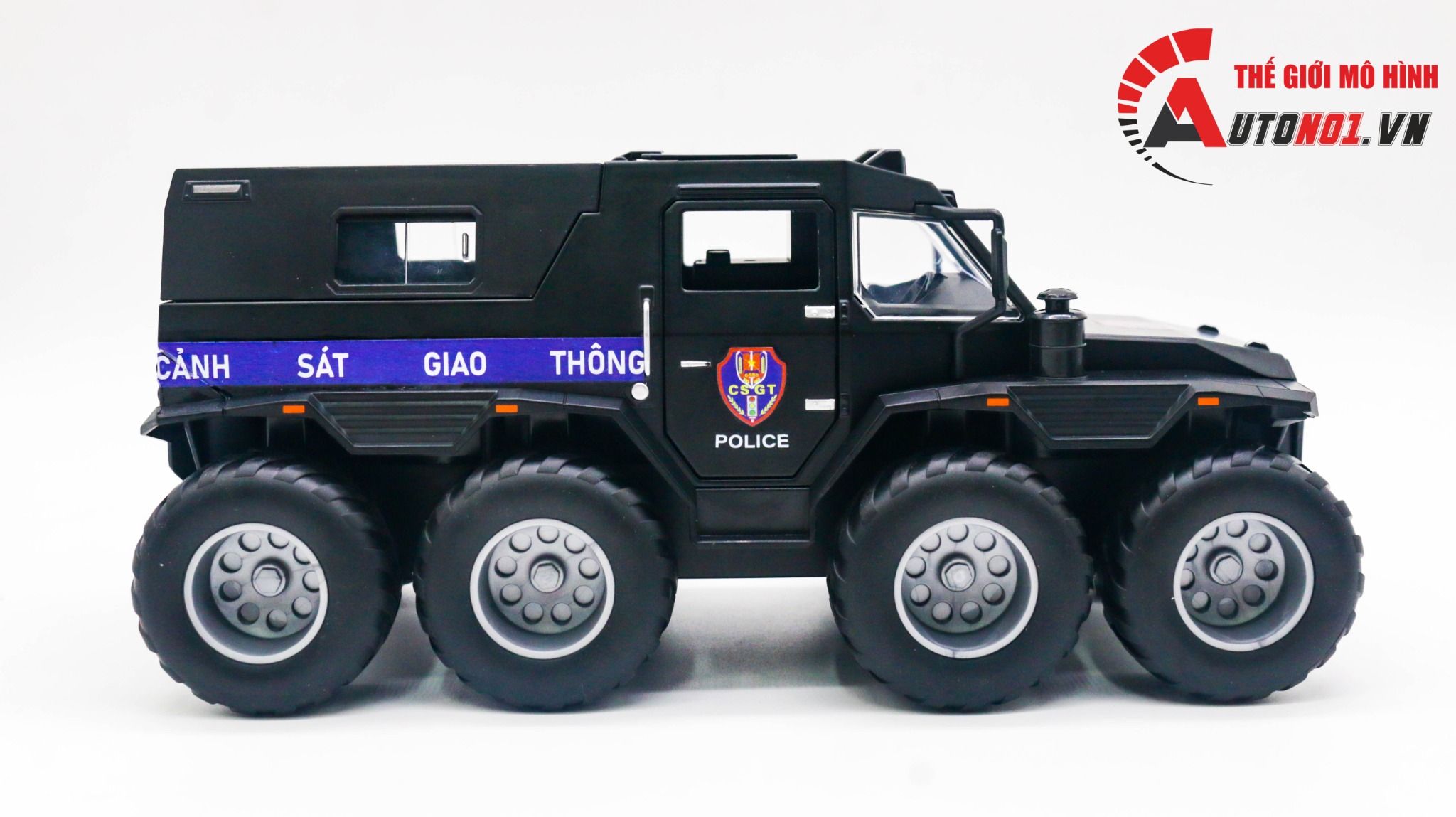 Mô hình xe ô tô độ CSGT xe lội nước Shaman 8x8 full open tỉ lệ 1:24 Miniauto OT238