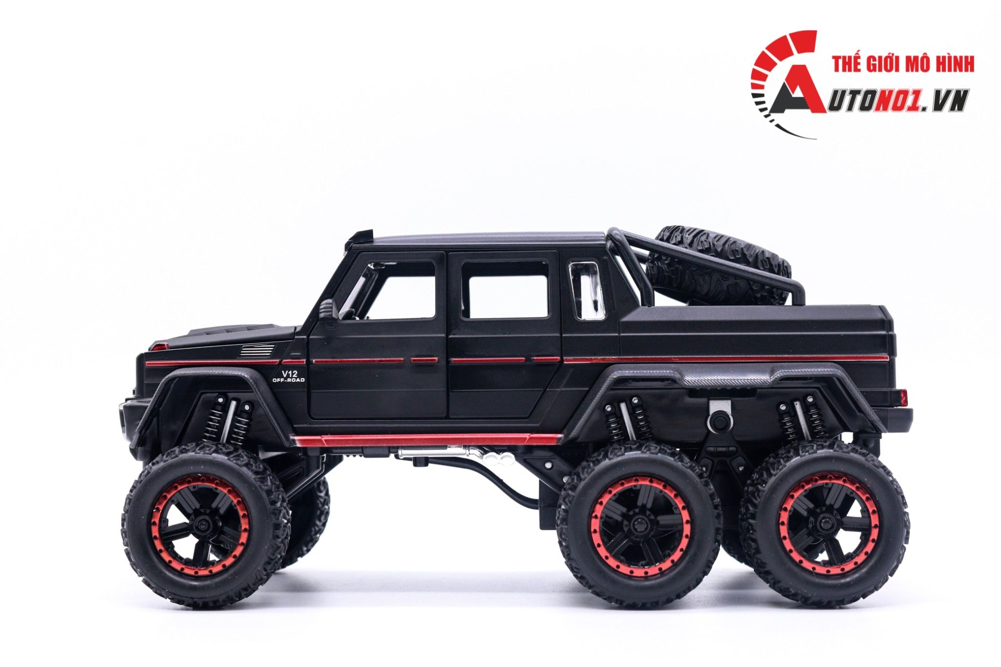 Mô hình xe ô tô Mercedes-Benz G63 V12 Off Road 6x6 full open tỉ lệ 1:22 Chezhi OT376