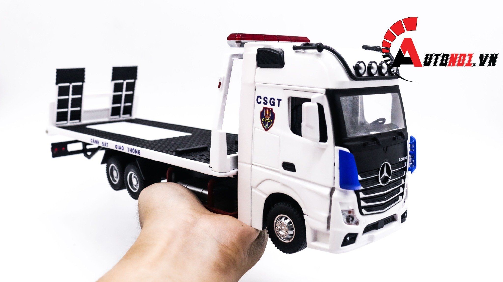 Mô hình xe ô tô độ CSGT cứu hộ Mercedes benz Hytruck kích thước 46cm tỉ lệ 1:24 Hengteng model Autono1 OT235