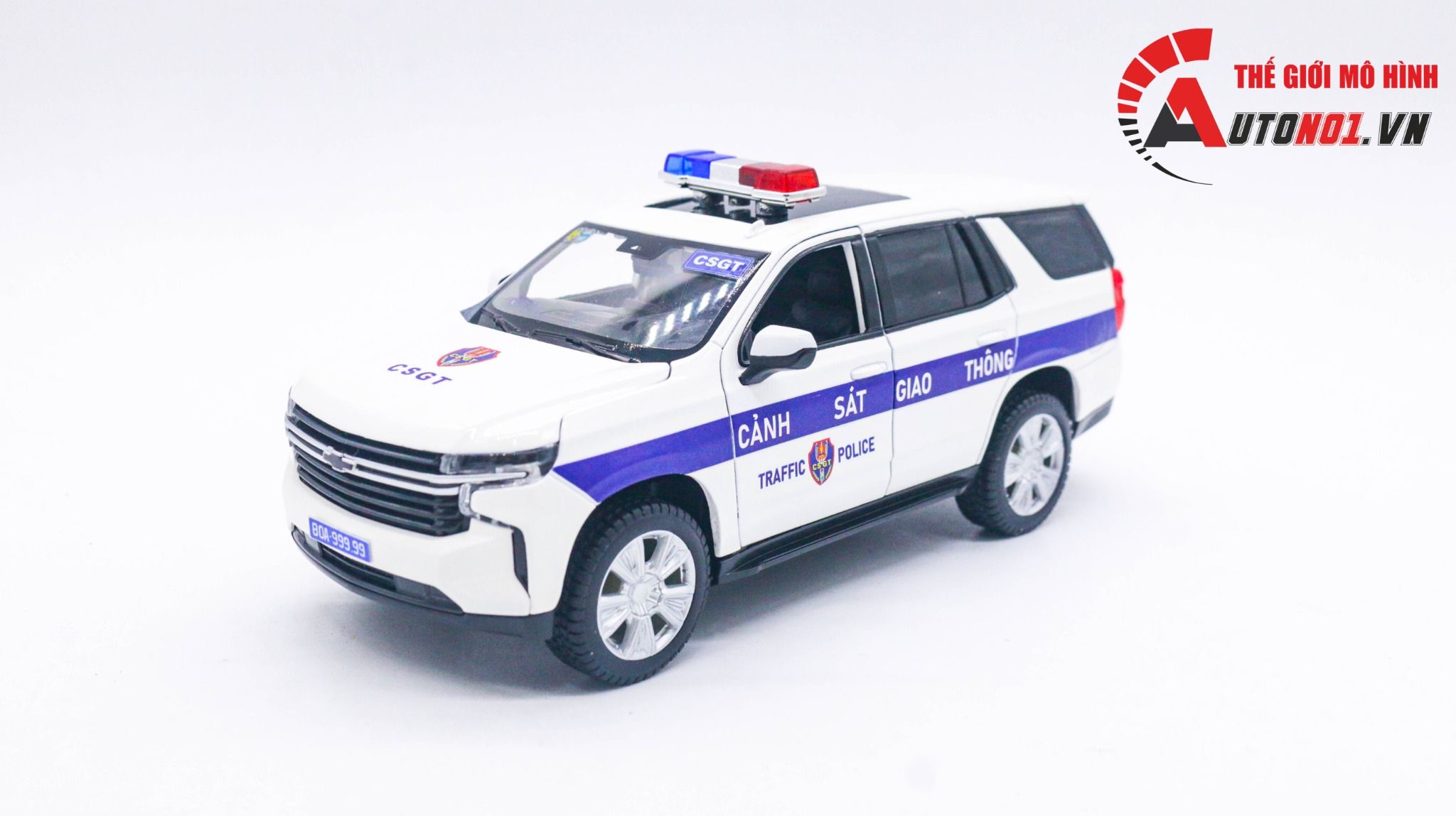 Mô hình xe ô tô độ CSGT Chevrolet Tahoe 2021 mở 2 cửa tỉ lệ 1:24 Maisto OT244