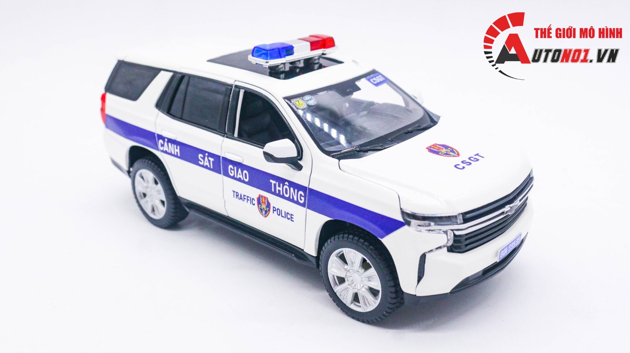 Mô hình xe ô tô độ CSGT Chevrolet Tahoe 2021 mở 2 cửa tỉ lệ 1:24 Maisto OT244