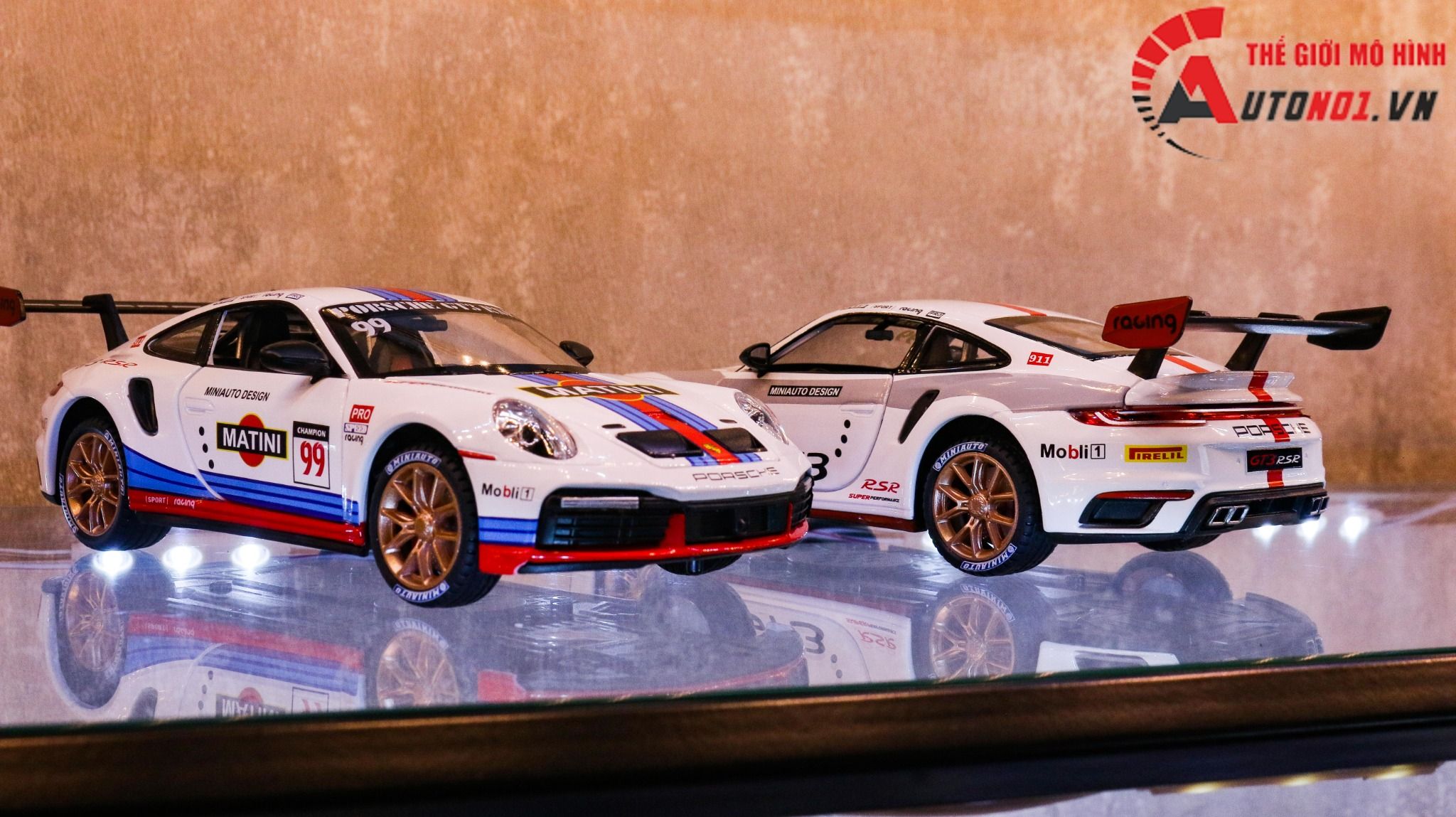  Mô hình xe Porsche 911 Gt3 Rsr đánh lái được full open 1:24 Miniauto OT404 