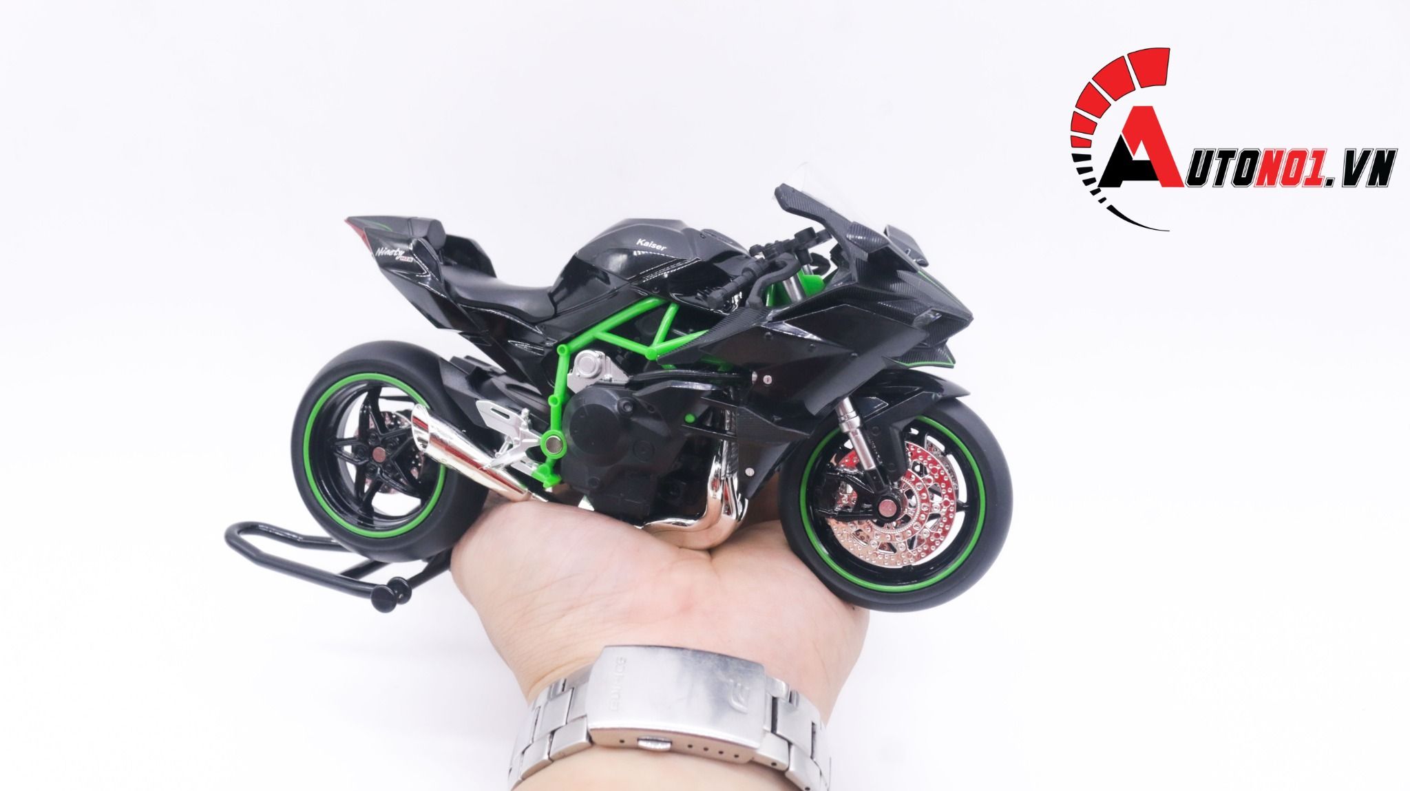  Mô hình xe Kawasaki H2R có đế có ben nâng 1:12 Jiaye Model MT042 