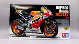  MÔ HÌNH KIT MÔ TÔ HONDA REPSOL RC213V 2014 1:12 TAMIYA 14130 