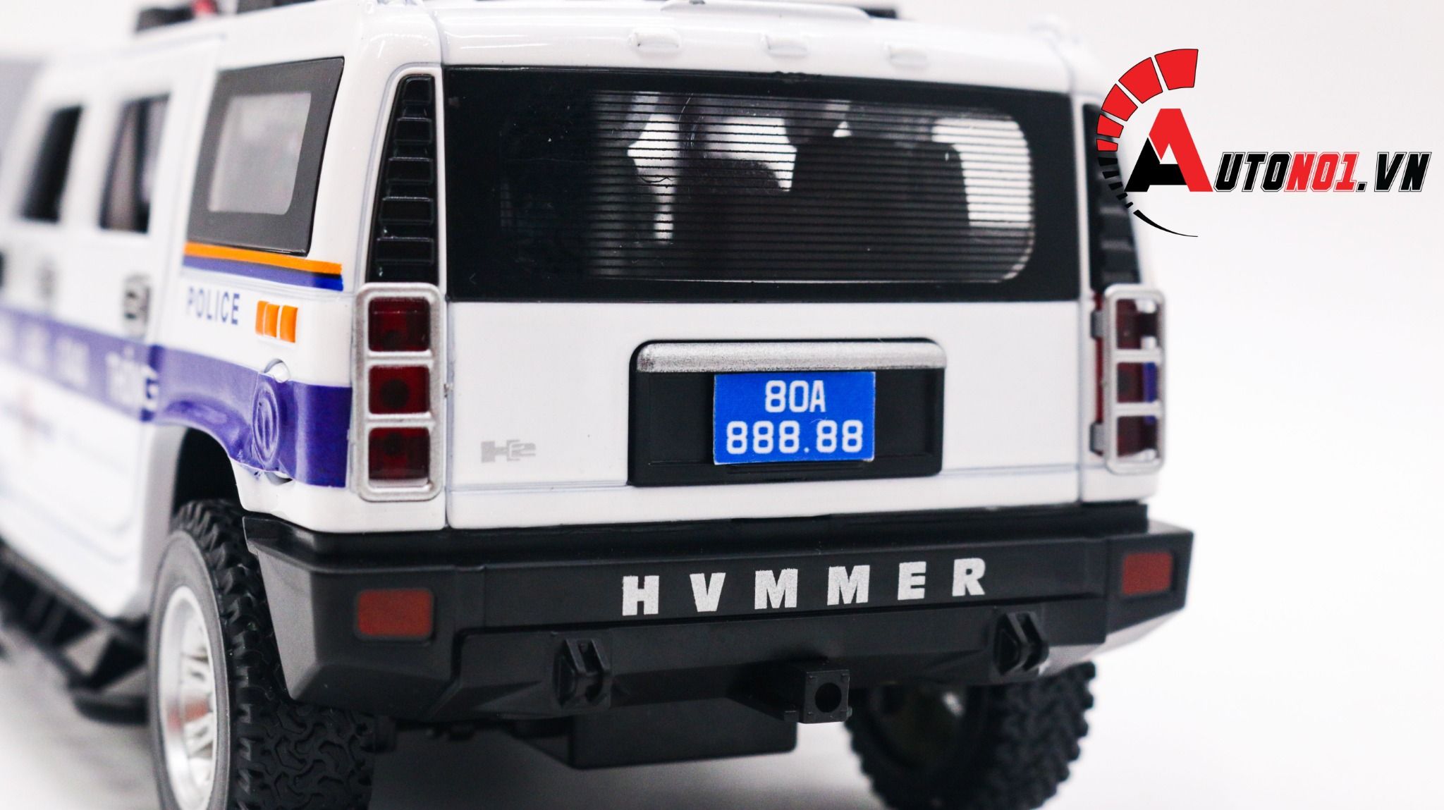  Mô hình xe ô tô độ CSGT Hummer H2 white full open 1:24 Alloy model OT254 