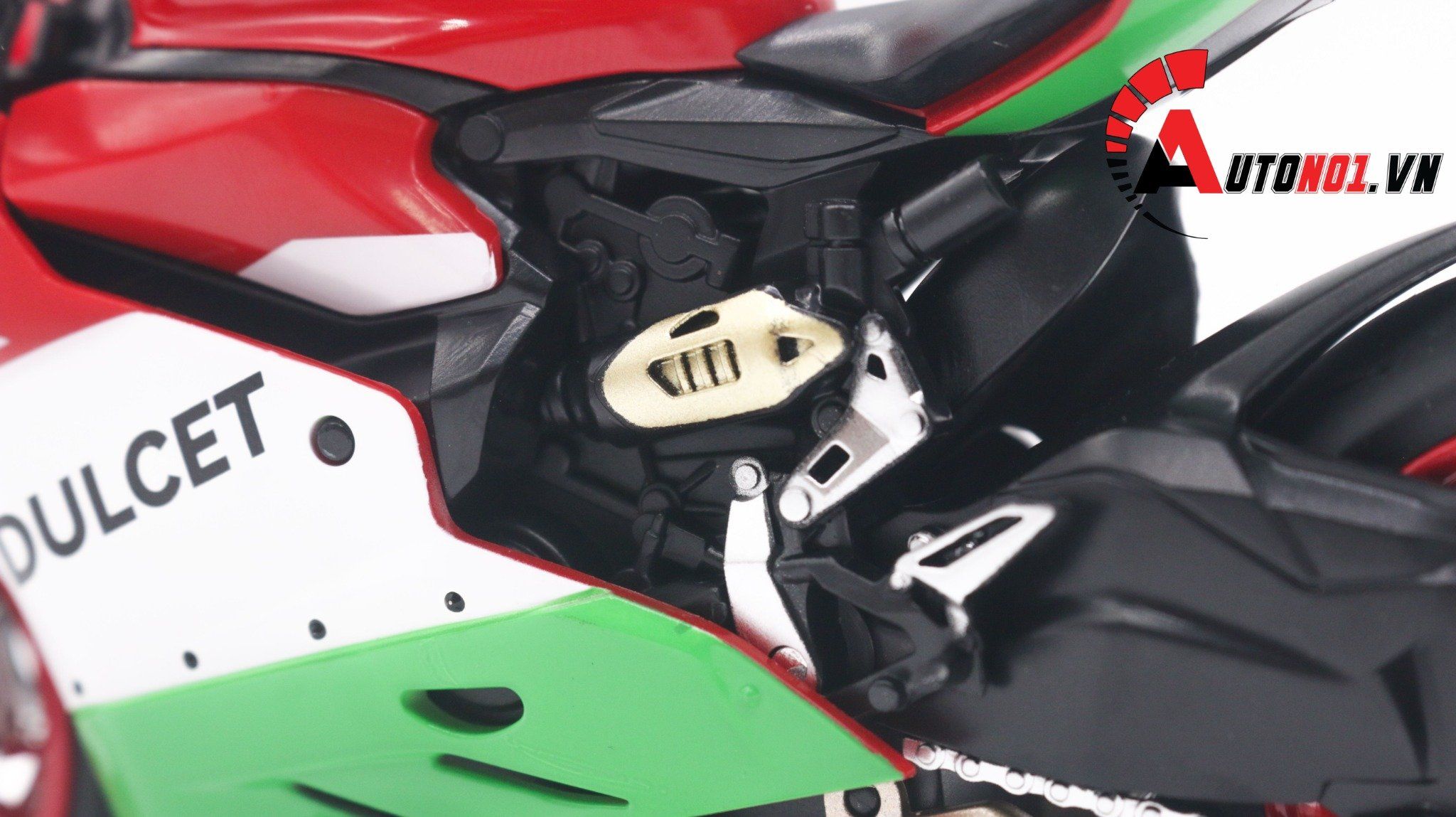  Mô hình xe Ducati 1199 panigale italy có đế có ben nâng 1:12 Jiaye Model MT041 