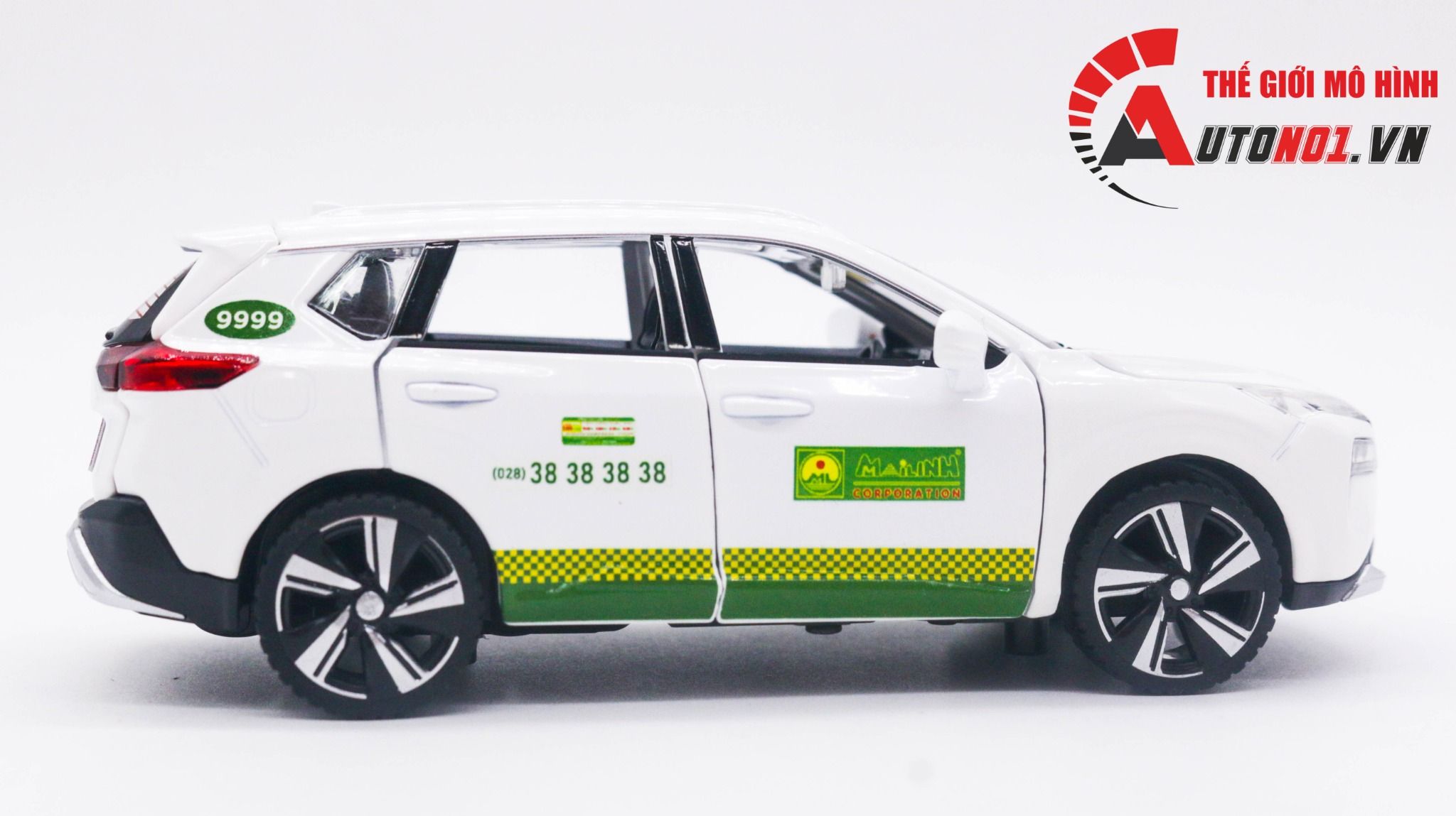 Mô hình xe độ dịch vụ Nissan X-trail taxi Mai Linh có hộp mica tỉ lệ 1:32 Autono1 Alloy model OT229A