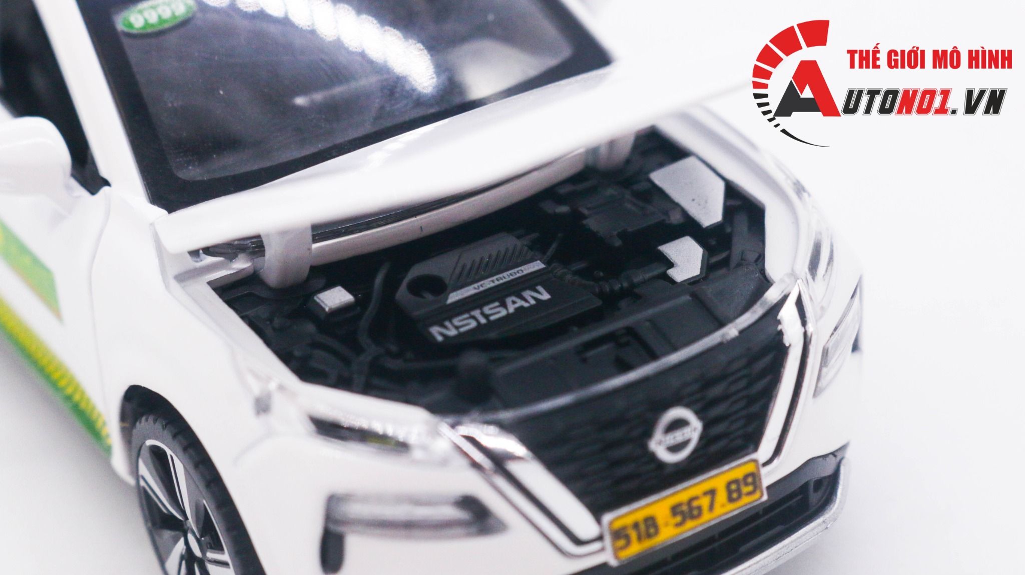 Mô hình xe độ dịch vụ Nissan X-trail taxi Mai Linh có hộp mica tỉ lệ 1:32 Autono1 Alloy model OT229A