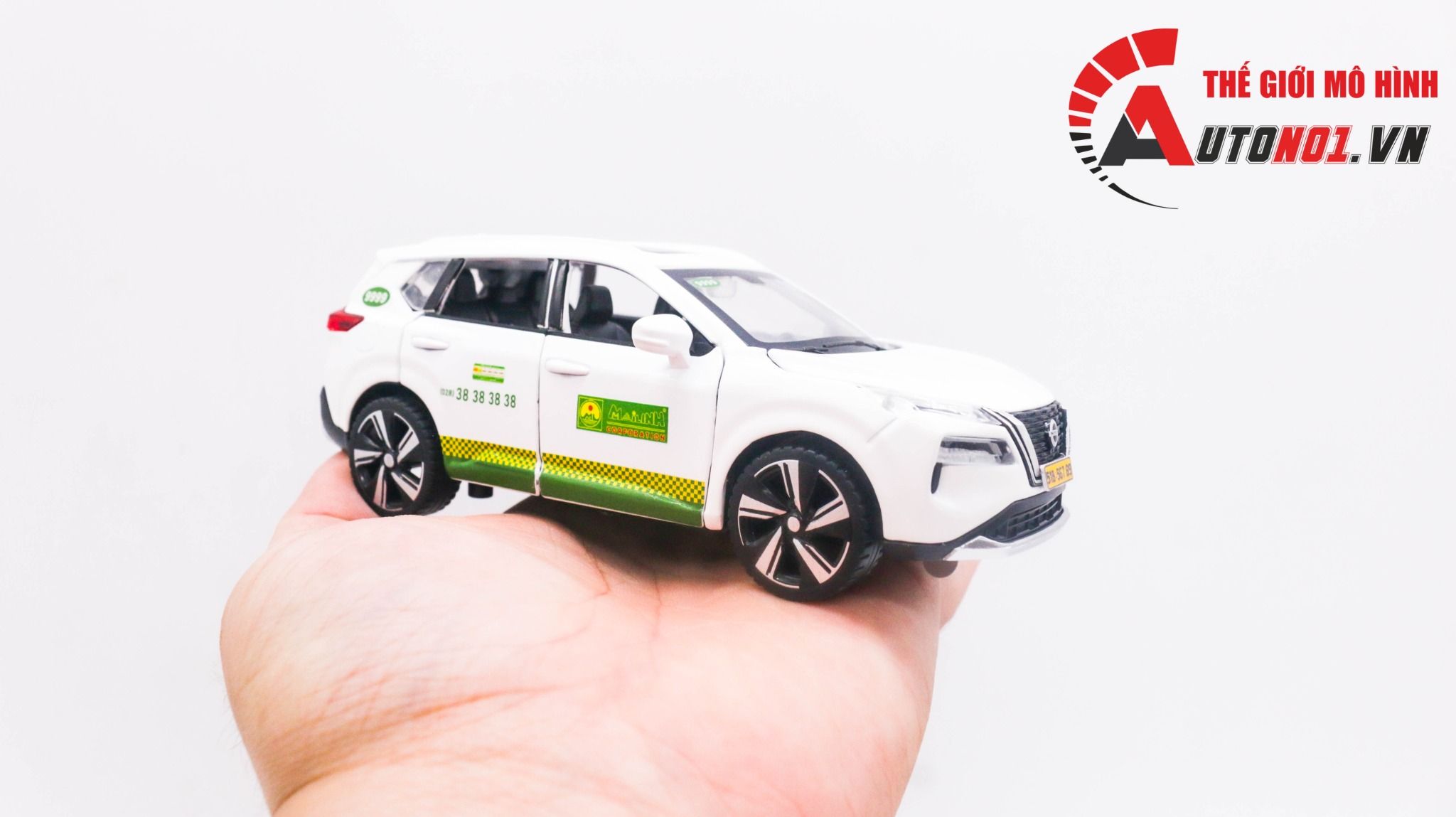 Mô hình xe độ dịch vụ Nissan X-trail taxi Mai Linh có hộp mica tỉ lệ 1:32 Autono1 Alloy model OT229A