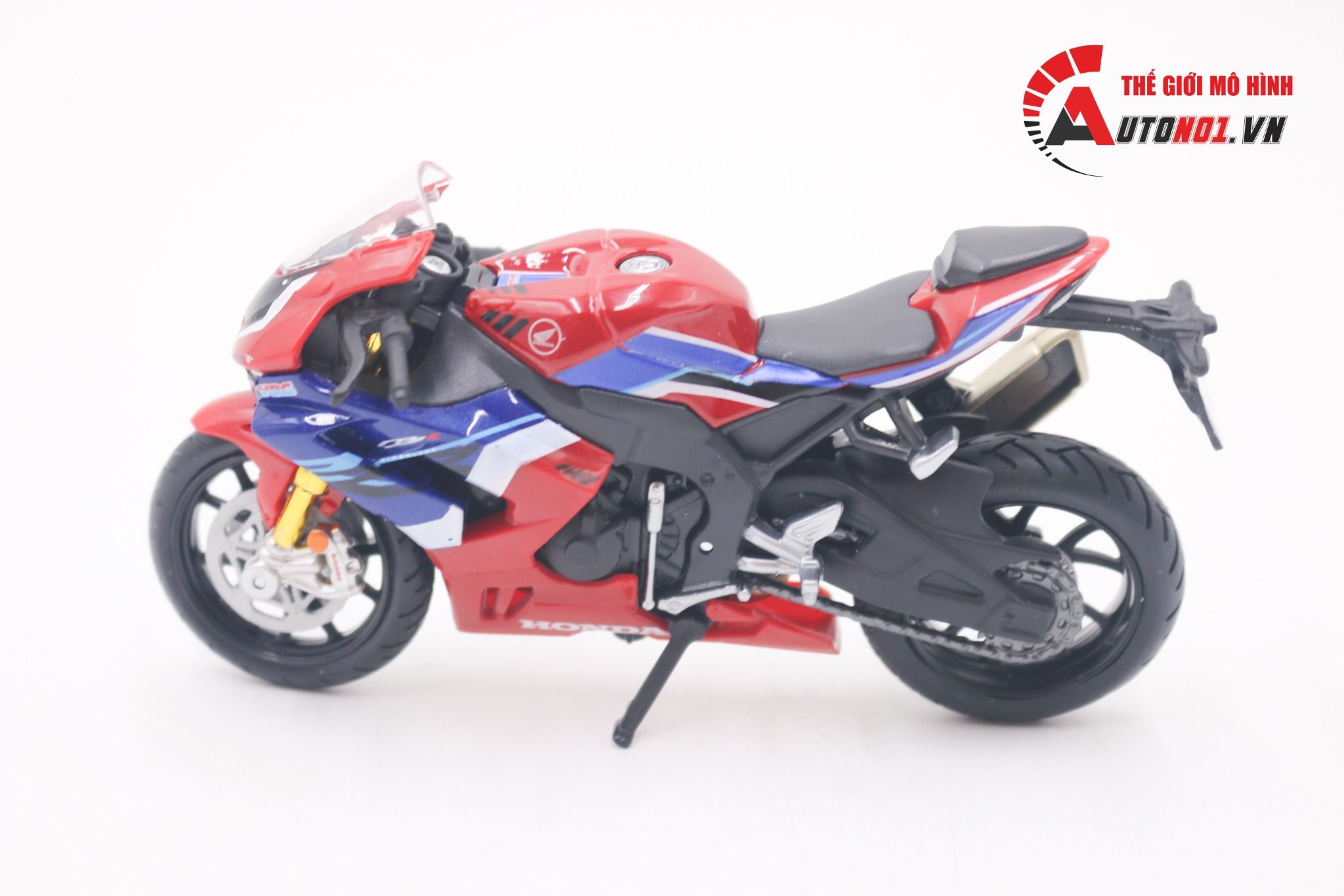 Mô hình xe Honda Cbr 1000rr-r Fireblade SP tỉ lệ 1:18 Maisto 39030 MT031
