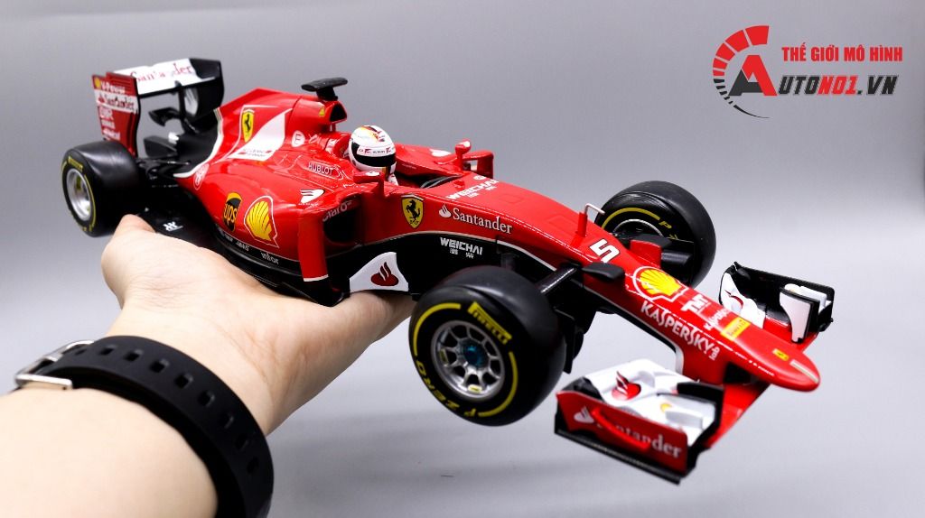  Xe mô hình Ferrari F1 Sf15-T No.5 S.Vettel 2015 1:18 Bburago 1672 