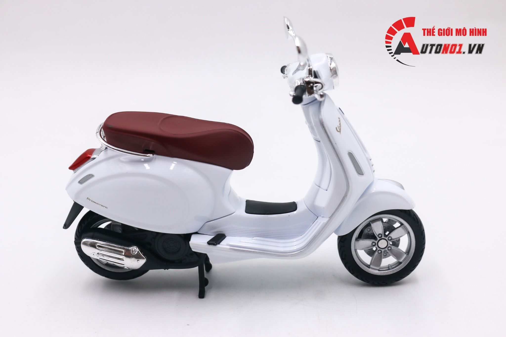 Mô hình xe Vespa primavera 150 1:12 Maisto 7447