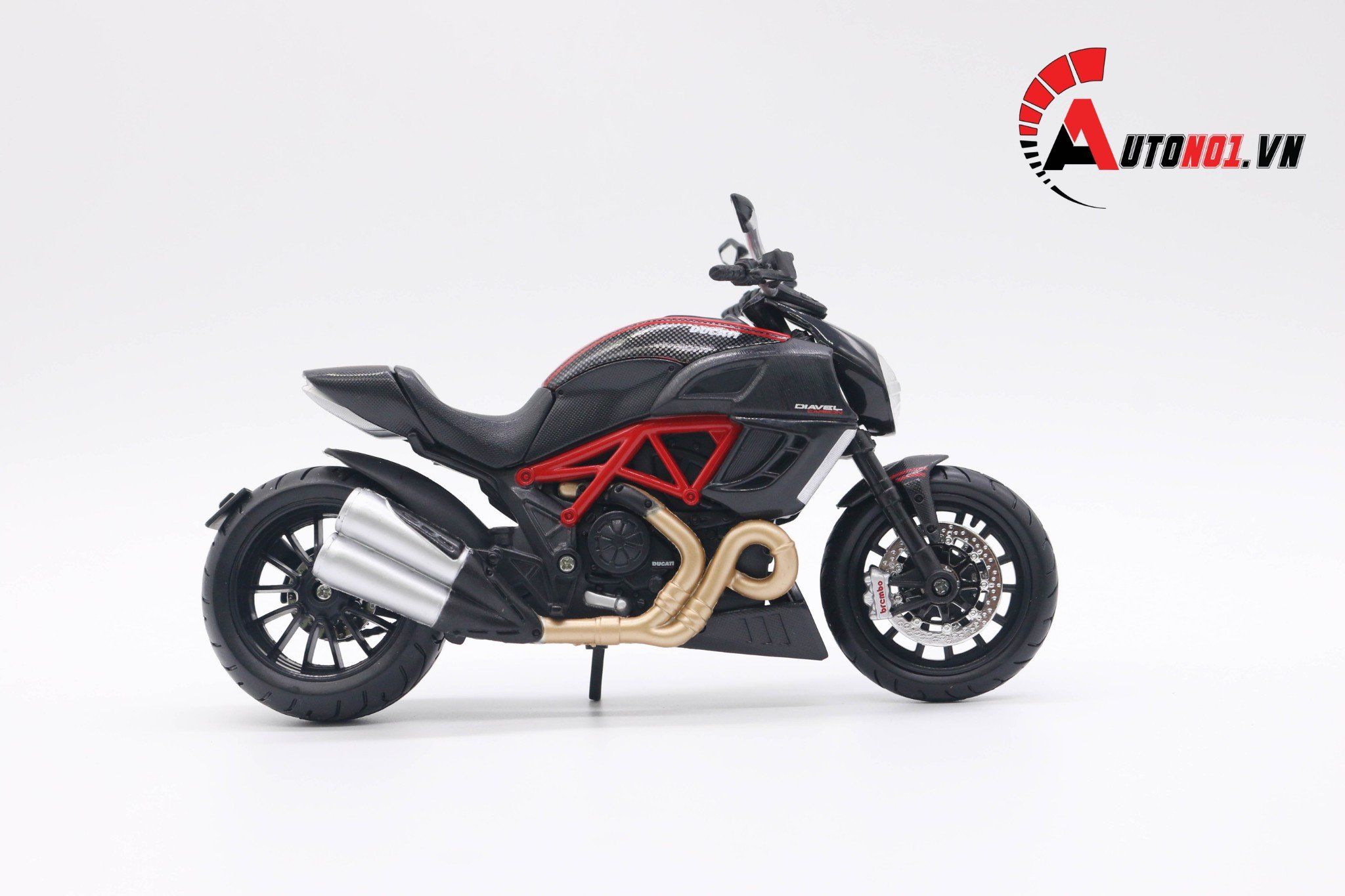  Mô hình xe Ducati Diavel Carbon 1:12 Maisto MT084 