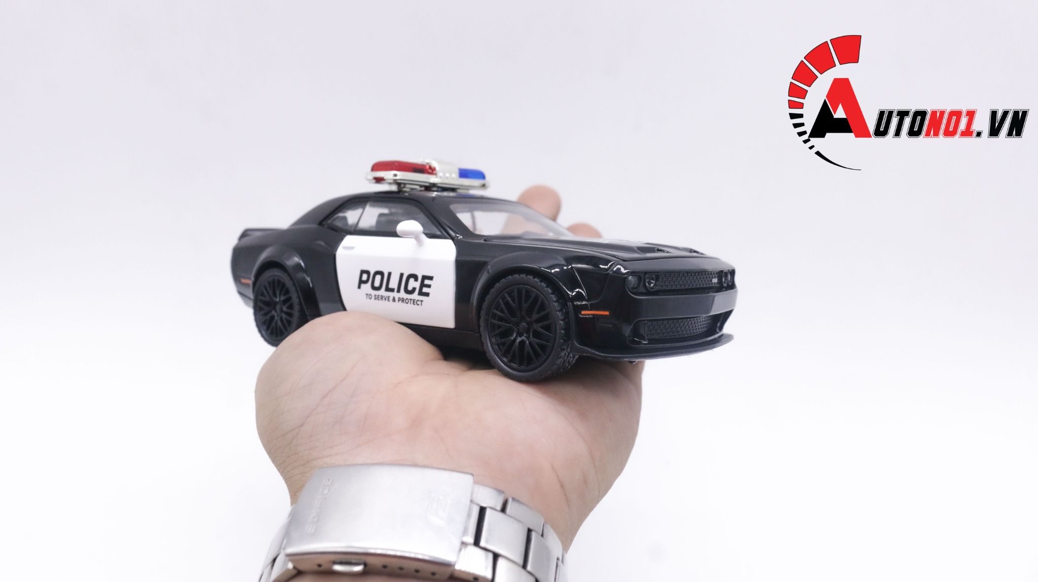  Mô hình xe ô tô Police Dodge Challenger Hellcat tỉ lệ 1:32 Alloy Car OT256 