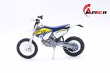  Mô hình xe cào cào Husqvarna fe 501 1:12 Maisto có đế 4831 