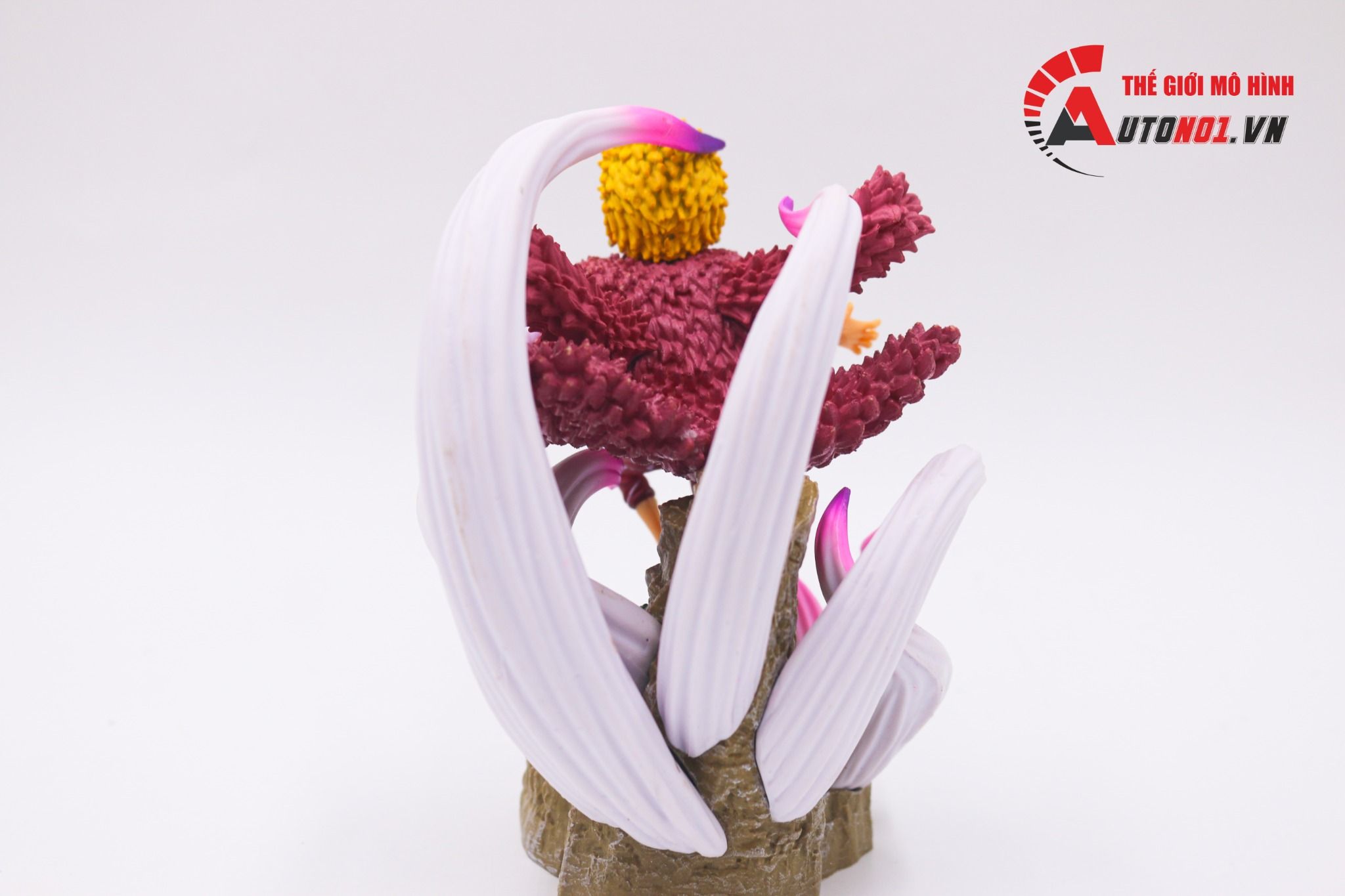  Mô hình nhân vật Onepiece Doflamingo 12cm FG203 