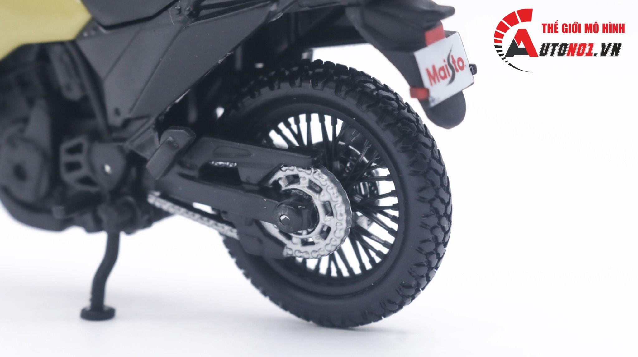 Mô hình xe mô tô Kawasaki KLR650 tỉ lệ 1:18 Maisto MT043