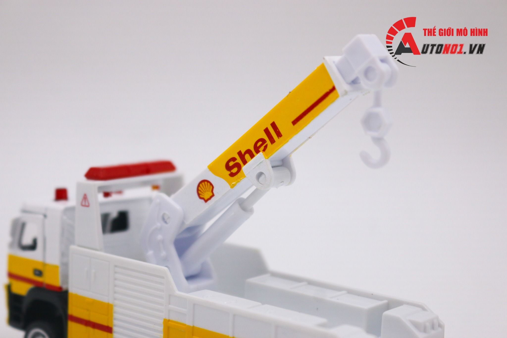 Mô hình xe cẩu cứu hộ Shell Volvo tỉ lệ 1:72 CCA 8188