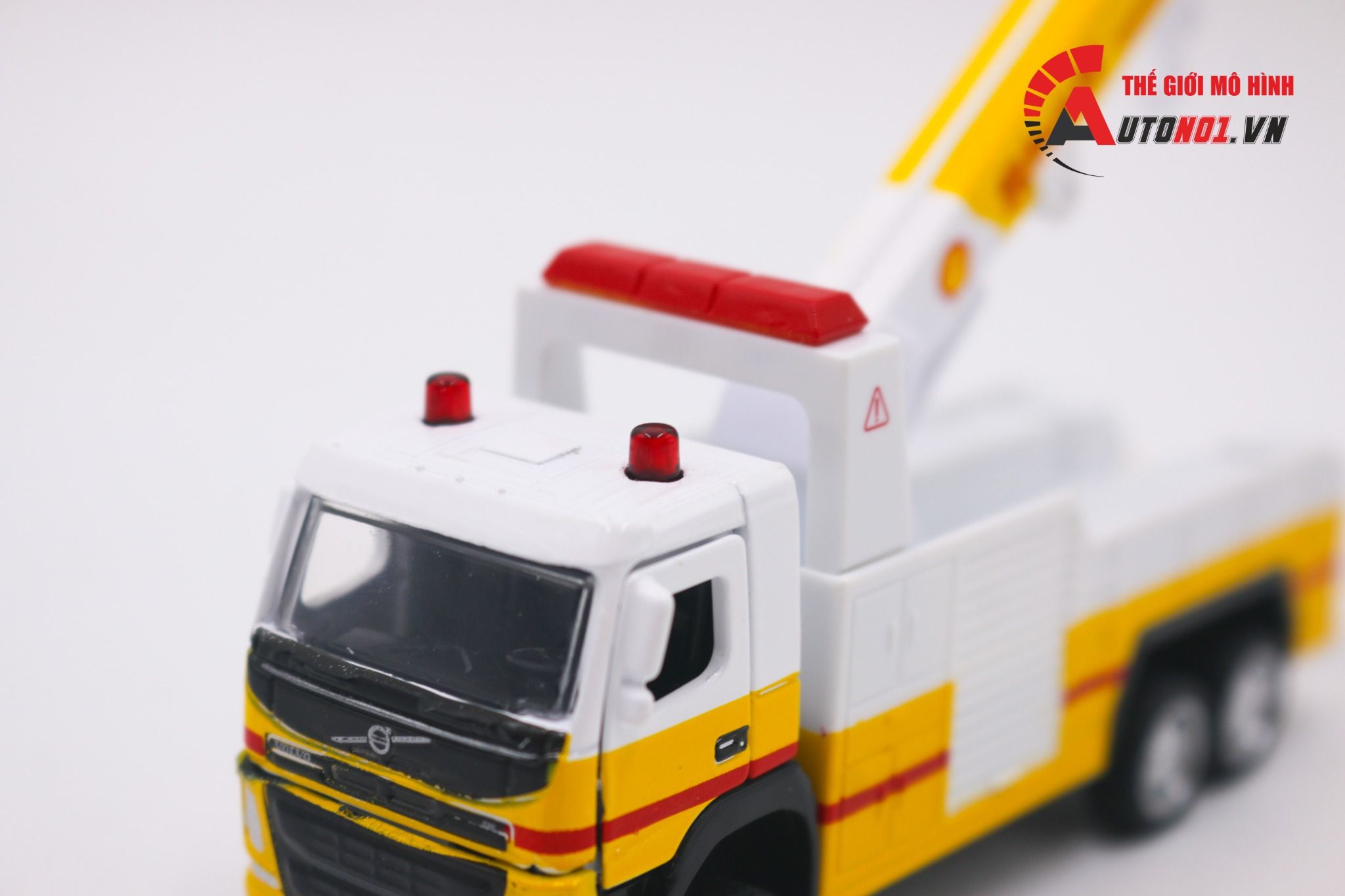  Mô hình xe cẩu cứu hộ Shell Volvo tỉ lệ 1:72 CCA 8188 