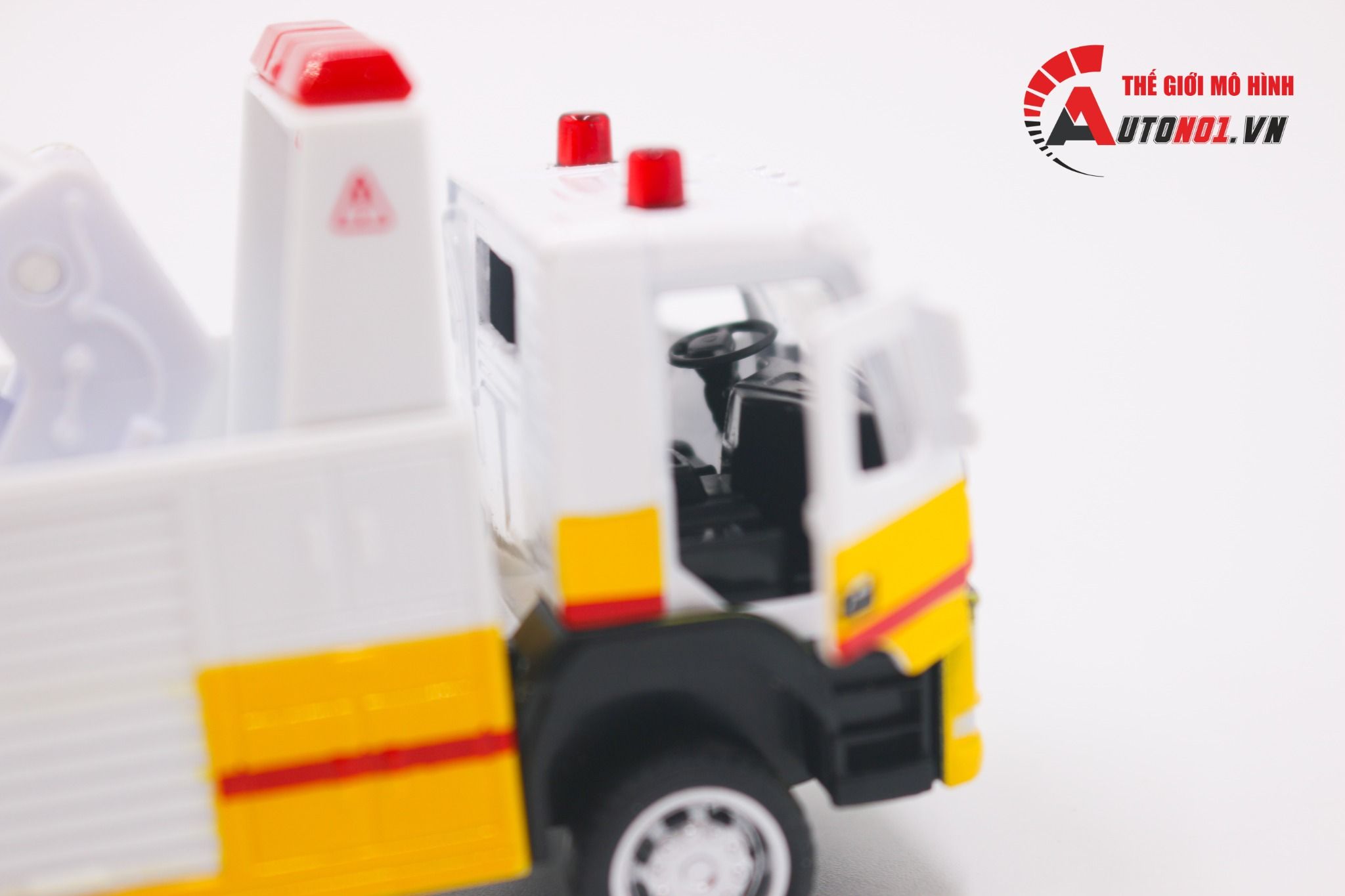 Mô hình xe cẩu cứu hộ Shell Volvo tỉ lệ 1:72 CCA 8188
