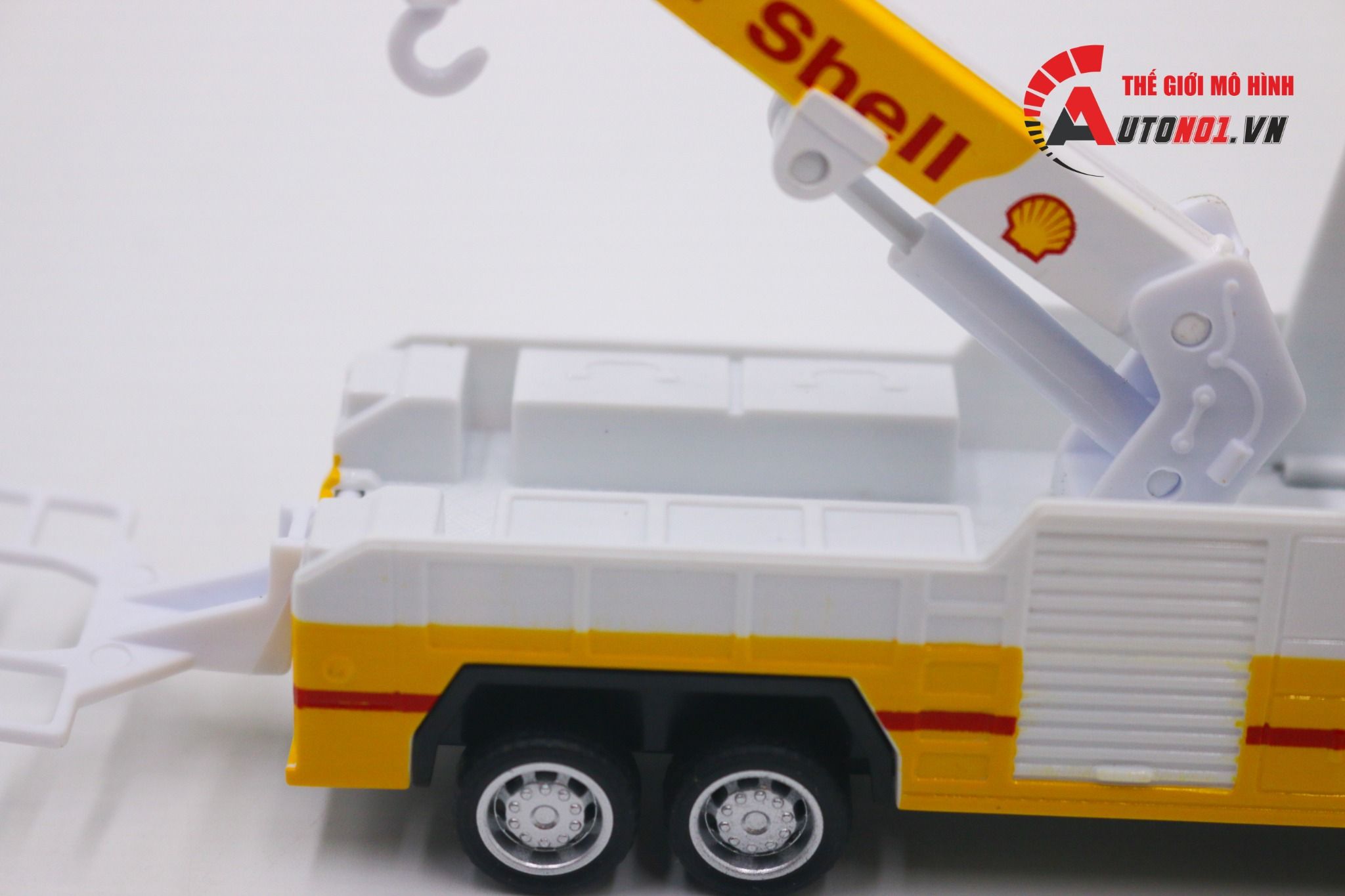 Mô hình xe cẩu cứu hộ Shell Volvo tỉ lệ 1:72 CCA 8188