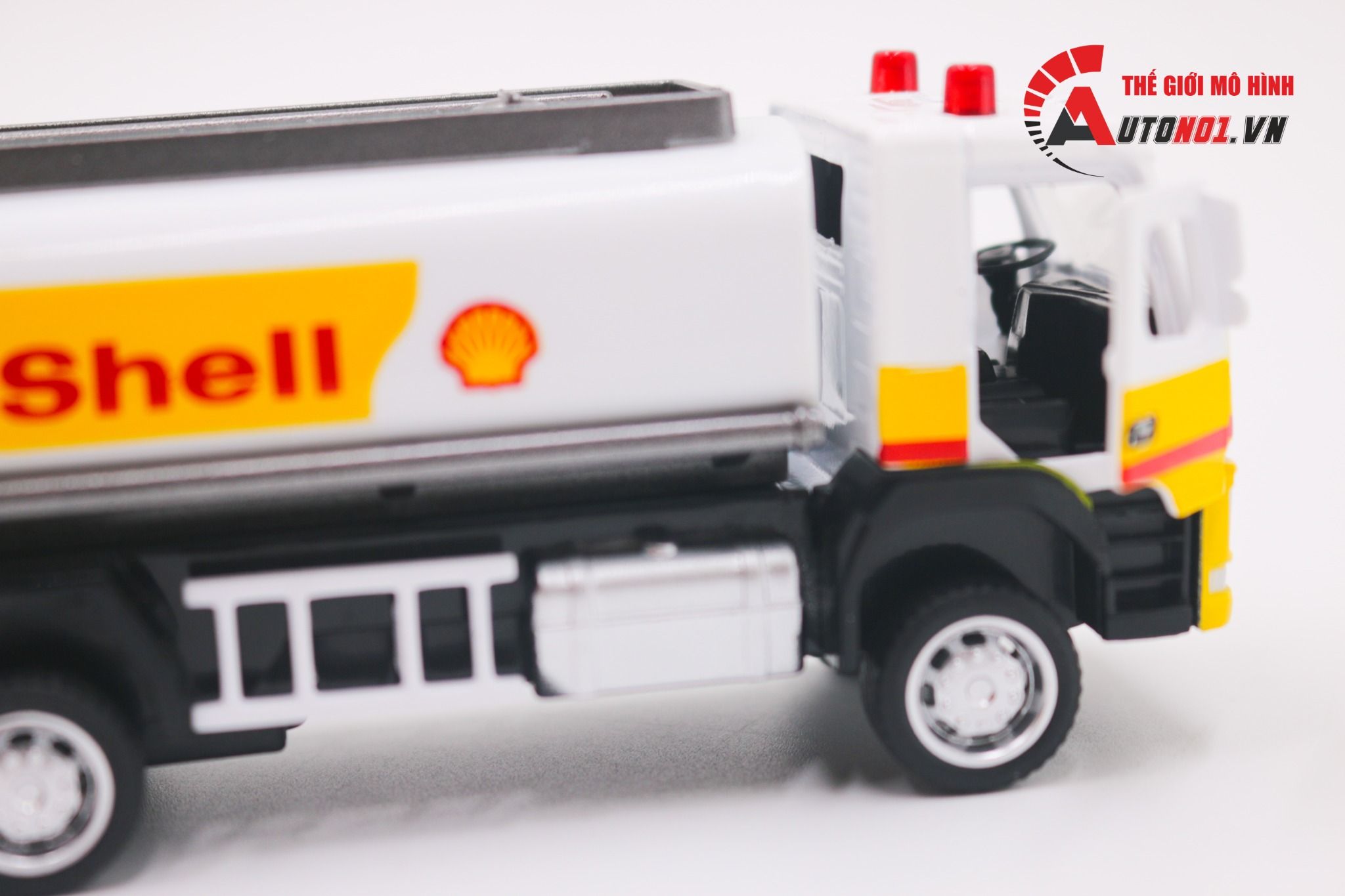  Mô hình xe tải chở dầu Shell Volvo tỉ lệ 1:72 CCA 8191 