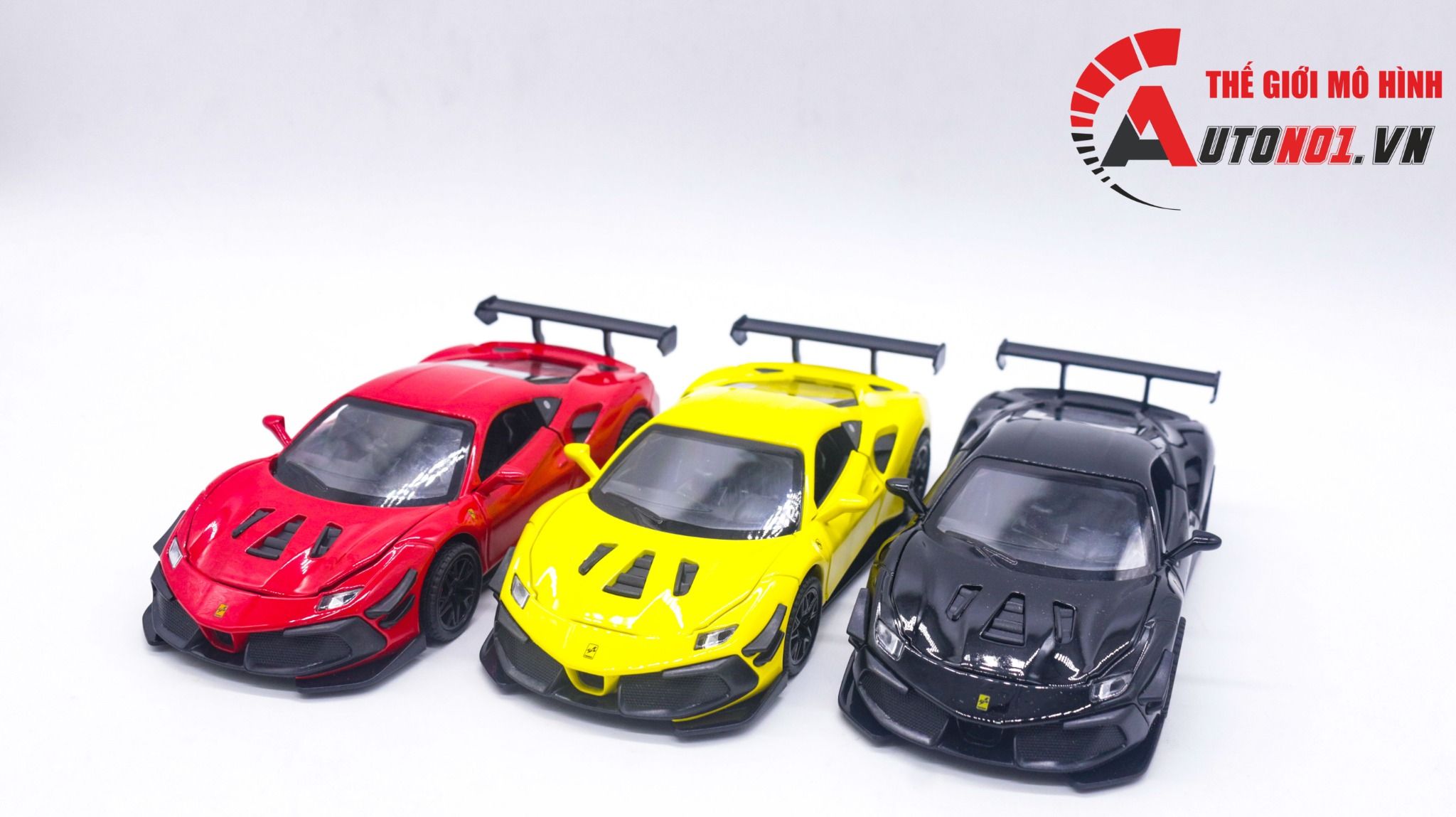 Mô hình xe Ferrari 488 Challenge EVO 2020 tỉ lệ 1:32 Jiaye model VB32743 OT32039