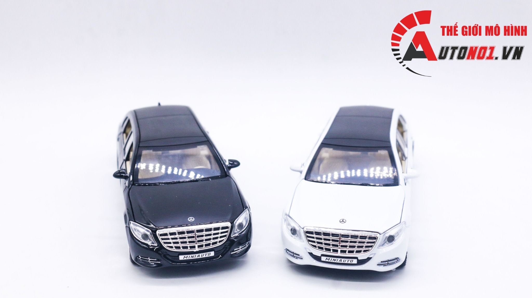 Mô hình xe Mercedes Maybach S600 Pullman tỉ lệ 1:32 Miniauto 3221A 3221B OT279