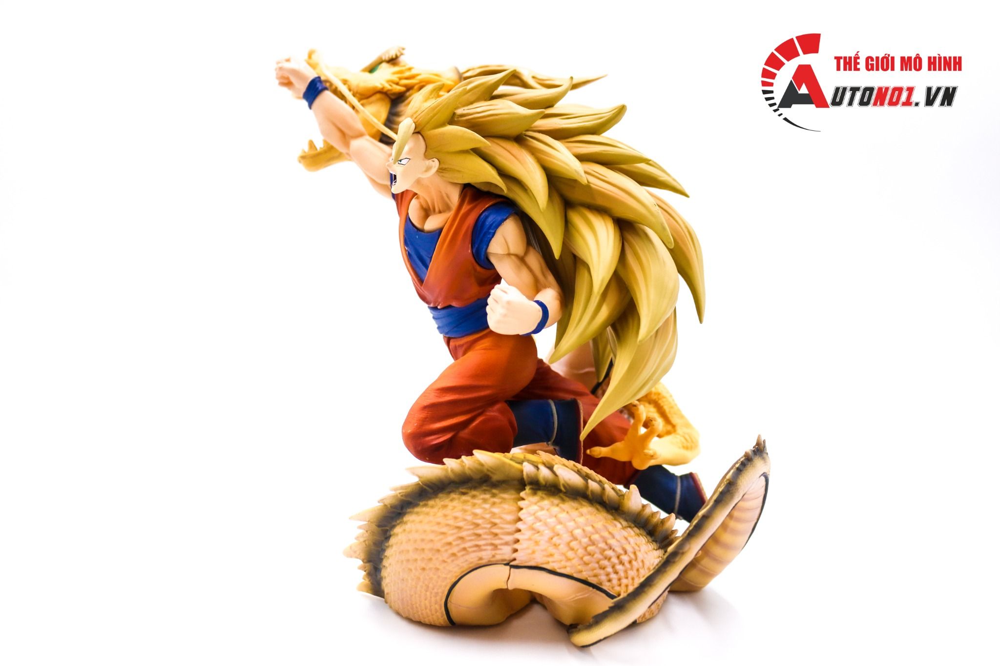 Mô hình nhân vật Dragonball Songoku Super Saiyan 3 và Rồng thần 20cm FG169