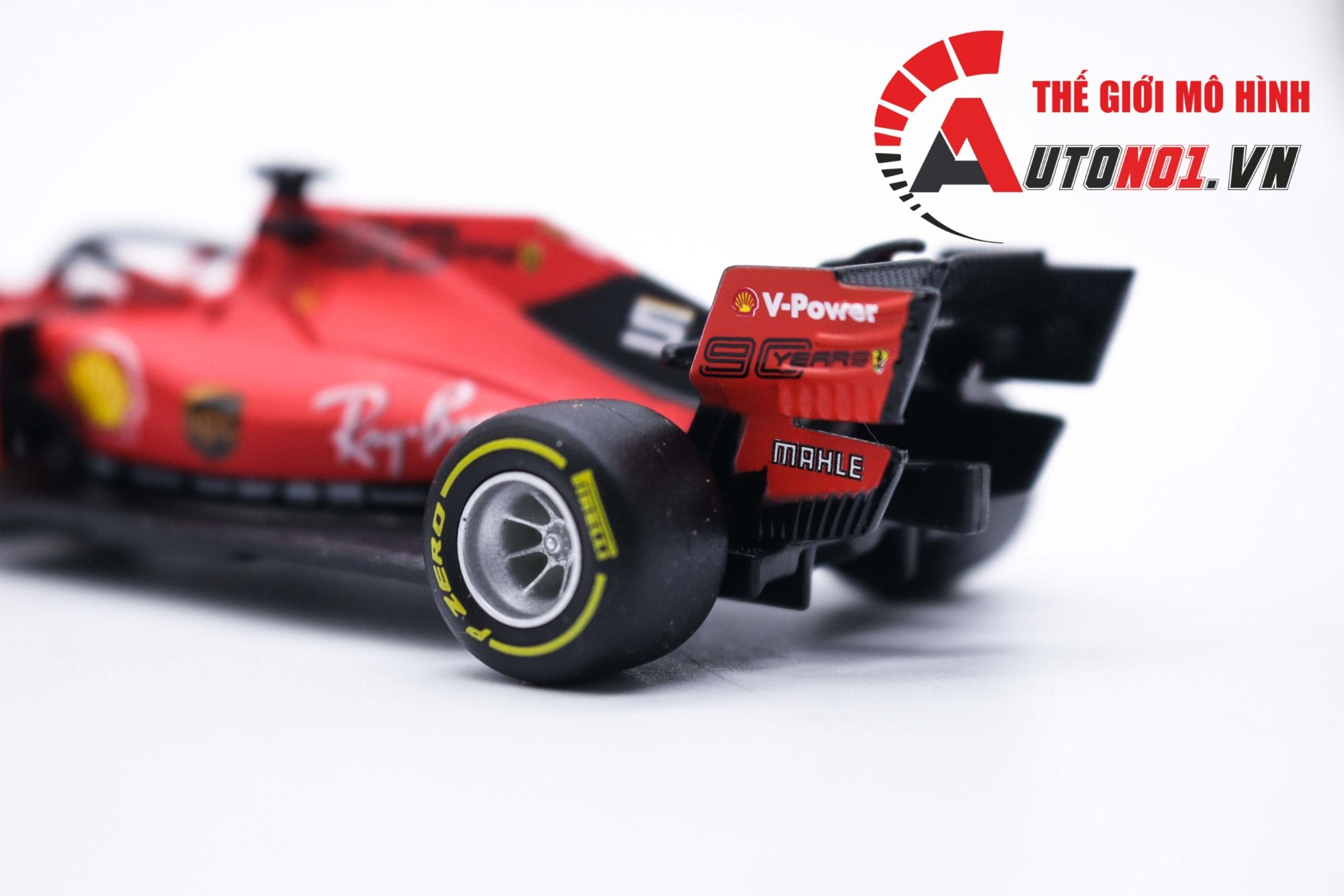  Mô hình xe đua F1 2 xe Ferrari Sf90 #5 And Sf90 #16 2019 1:43 Bburago 7540 