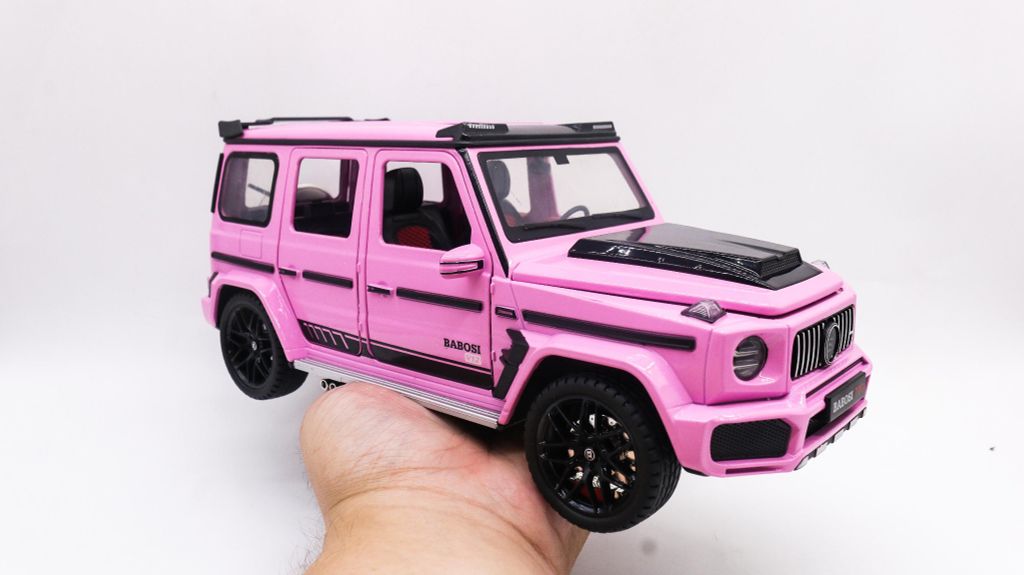 MÔ HÌNH XE MERCEDES-BRABUS G700 PINK 1:18 WEITUG 7829B